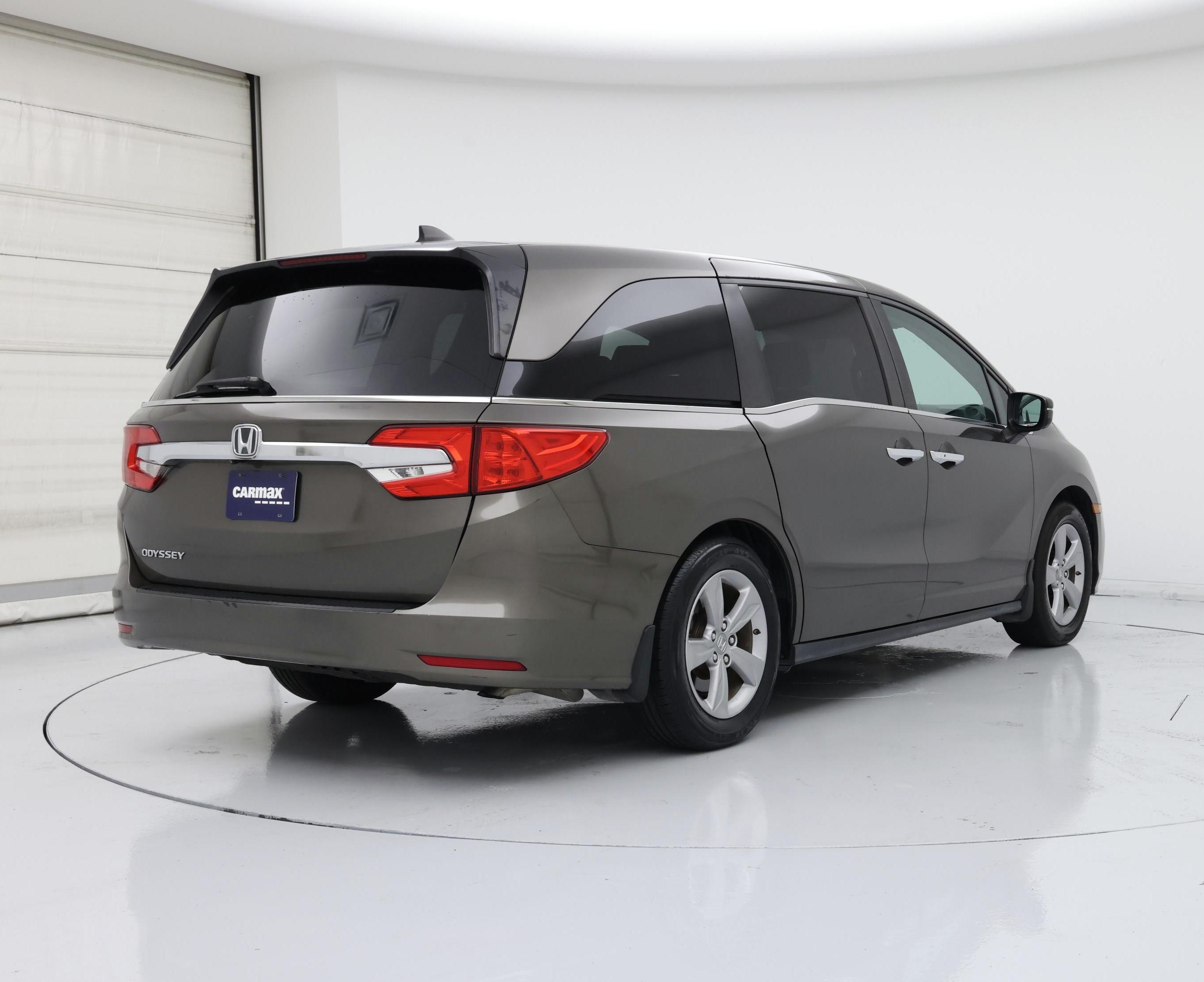 Thumbnail: 2019 Honda Odyssey - 8
