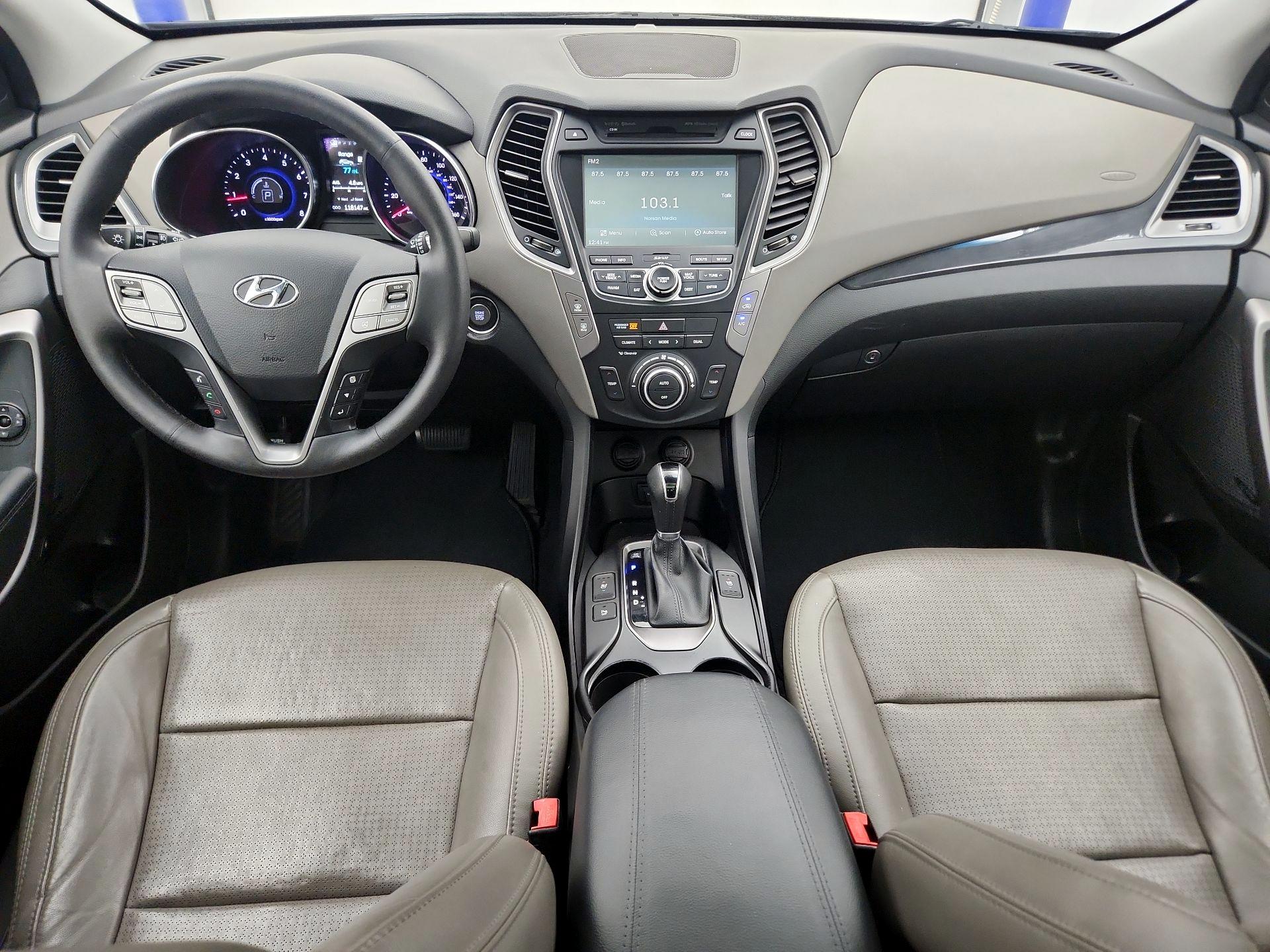 Thumbnail: 2016 Hyundai Santa Fe - 9