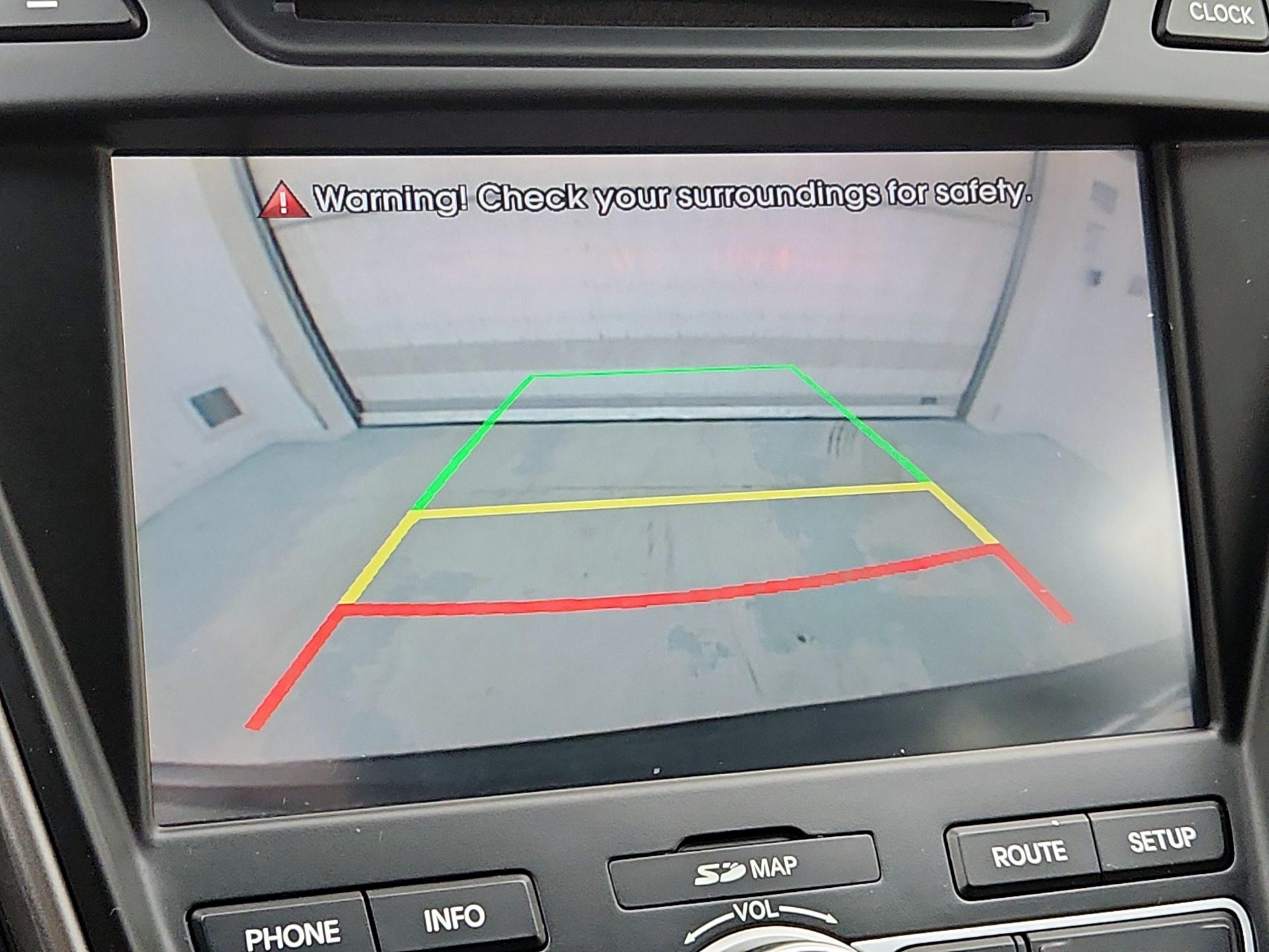 Thumbnail: 2016 Hyundai Santa Fe - 14