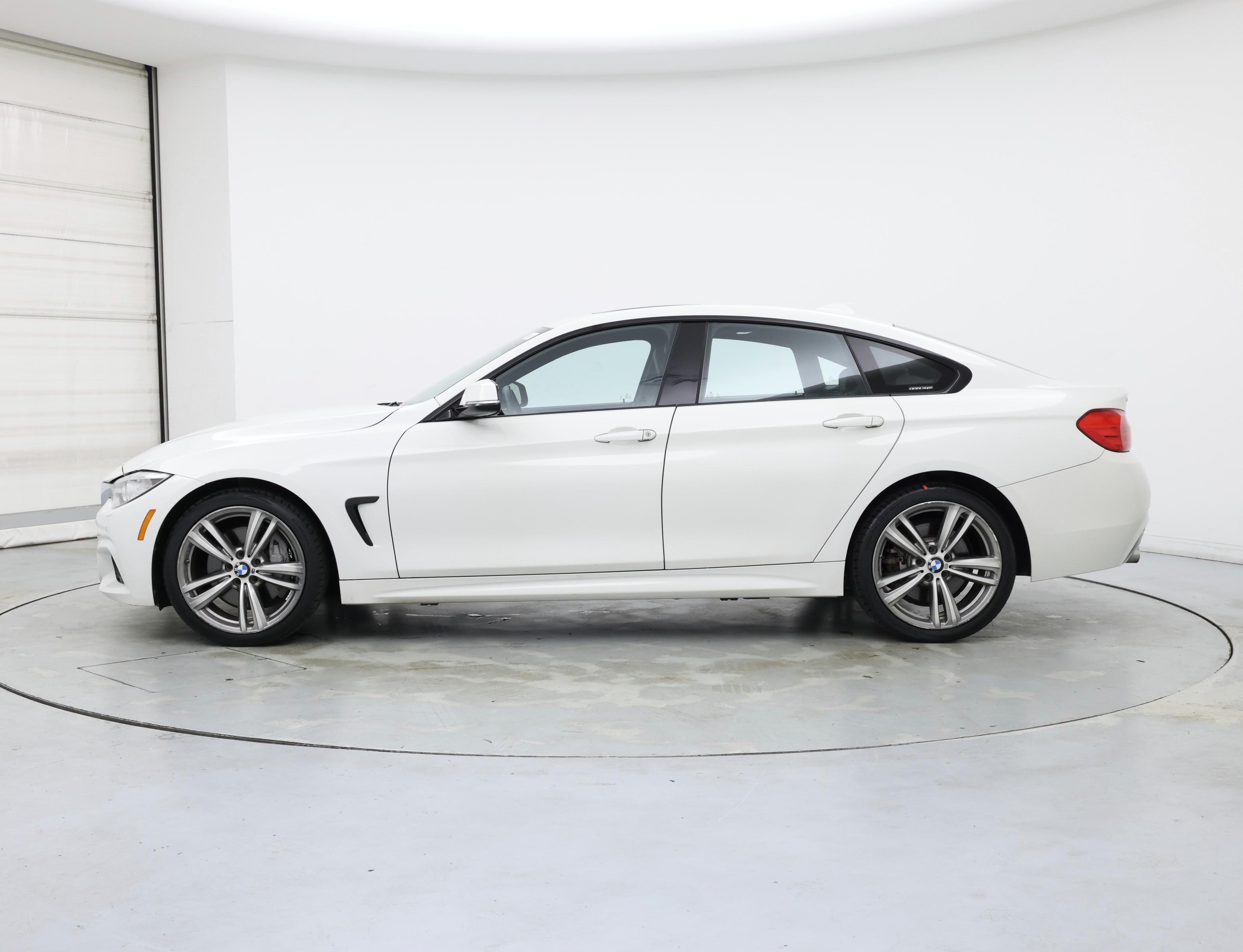 Thumbnail: 2017 BMW 4 Series - 3
