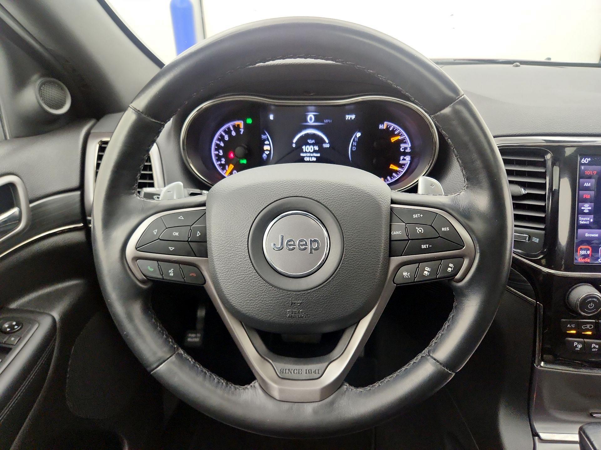 Thumbnail: 2020 Jeep Grand Cherokee - 10