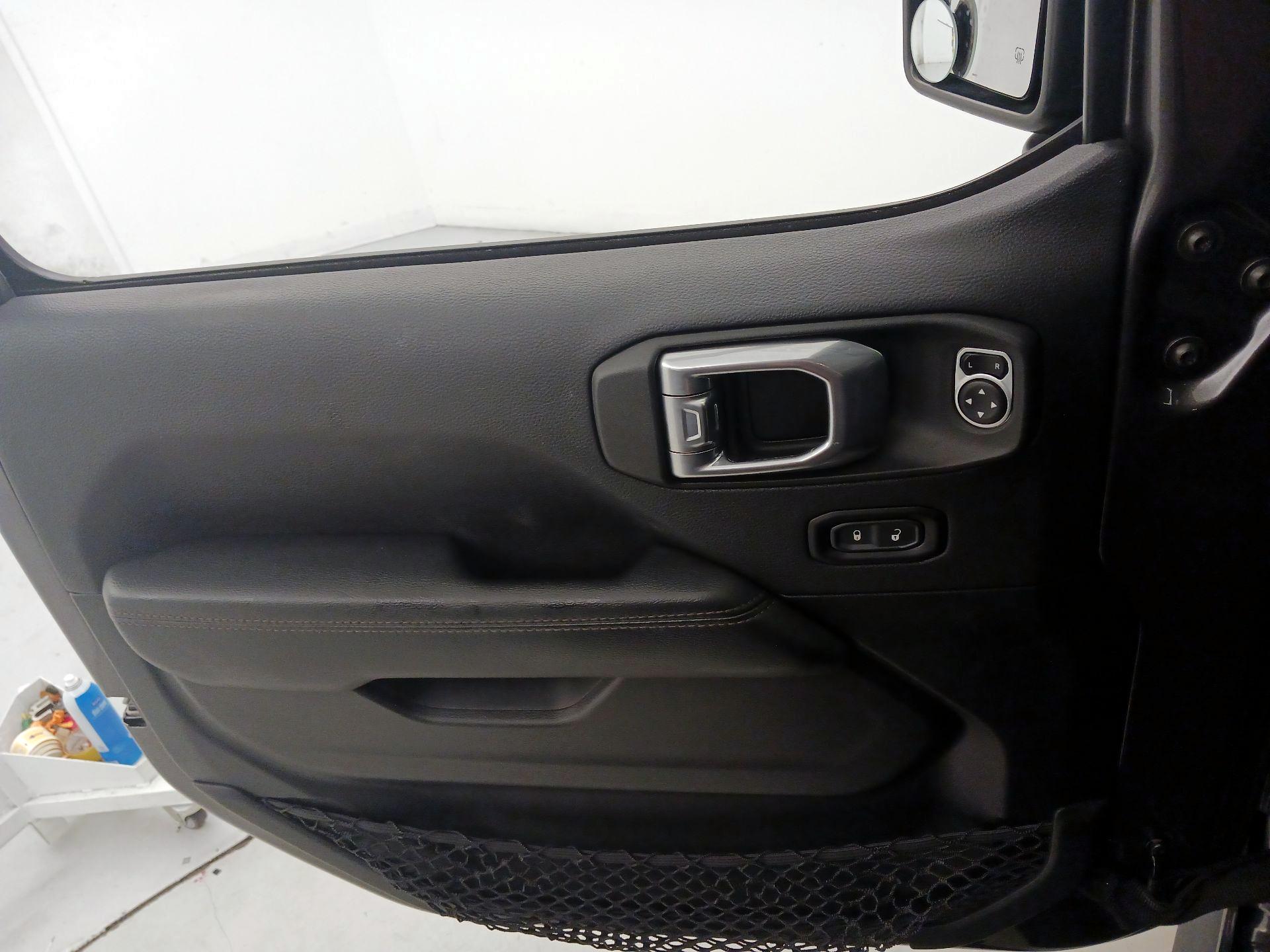 Thumbnail: 2021 Jeep Wrangler - 12