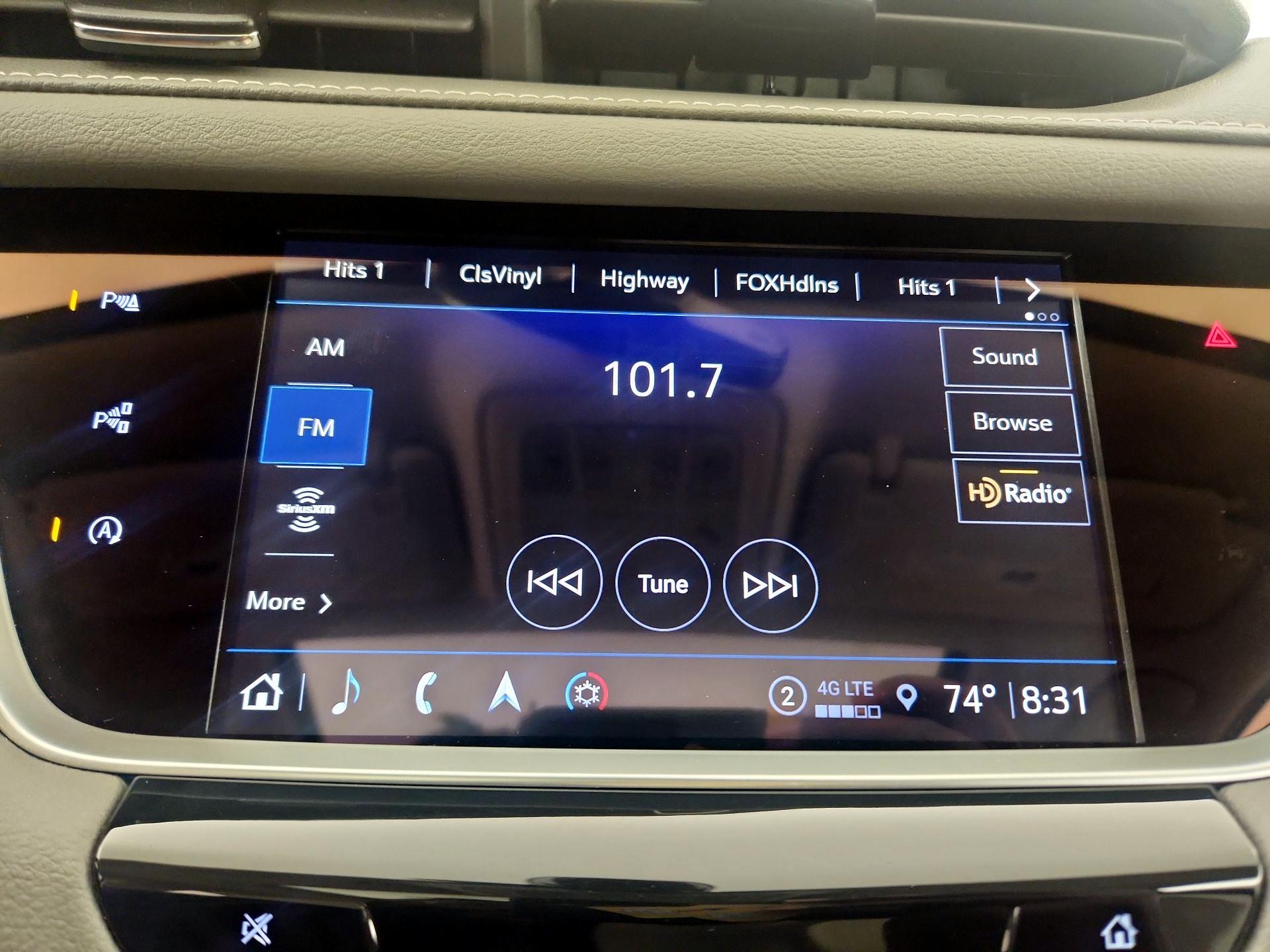 Thumbnail: 2024 Cadillac XT5 - 15