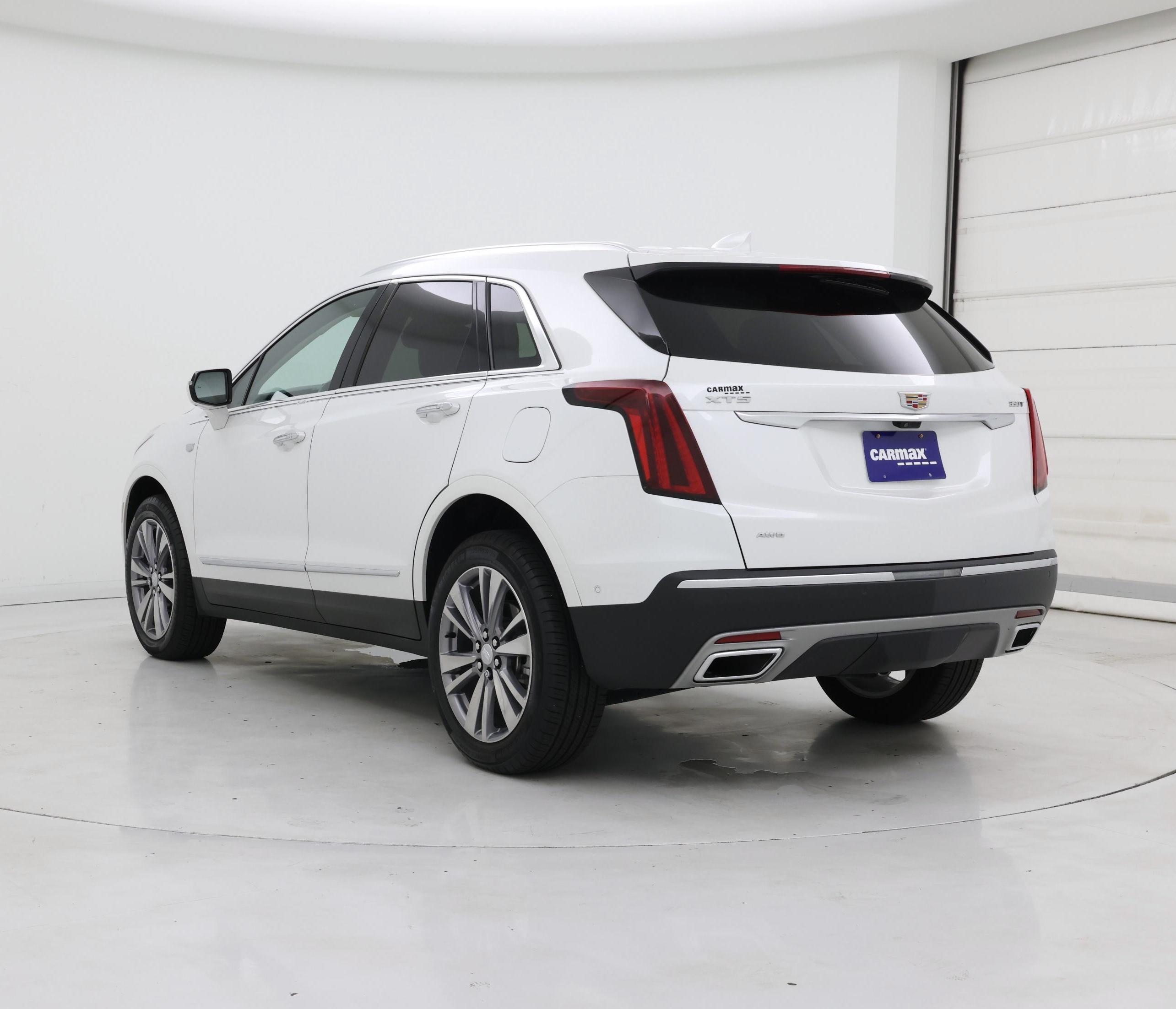 Thumbnail: 2024 Cadillac XT5 - 2
