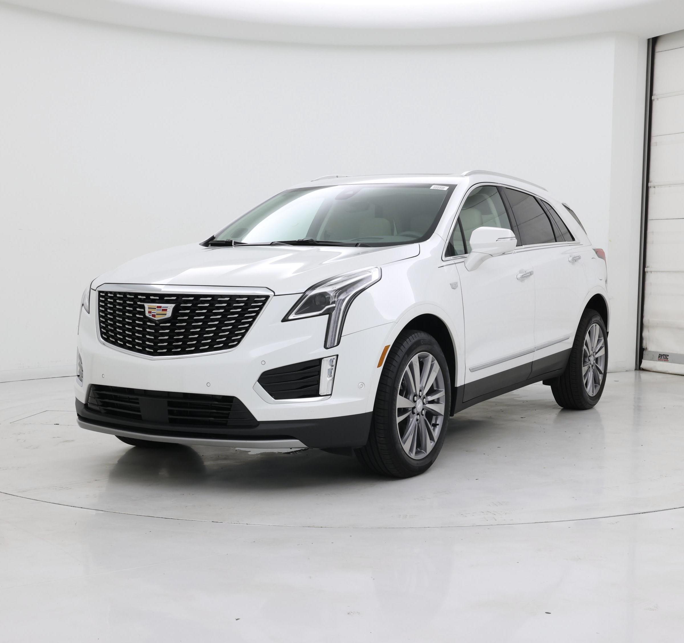Thumbnail: 2024 Cadillac XT5 - 4