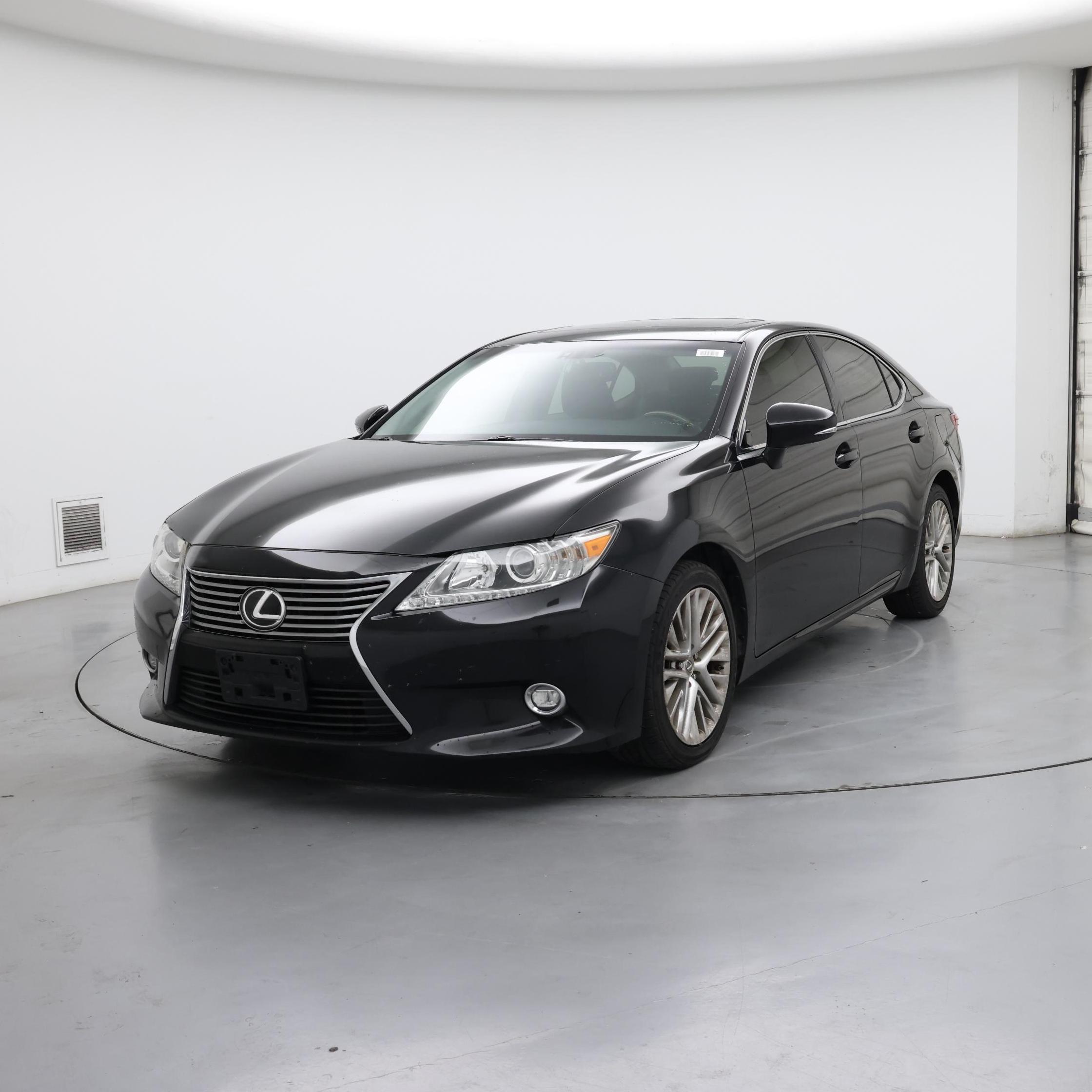 Thumbnail: 2015 Lexus ES - 4