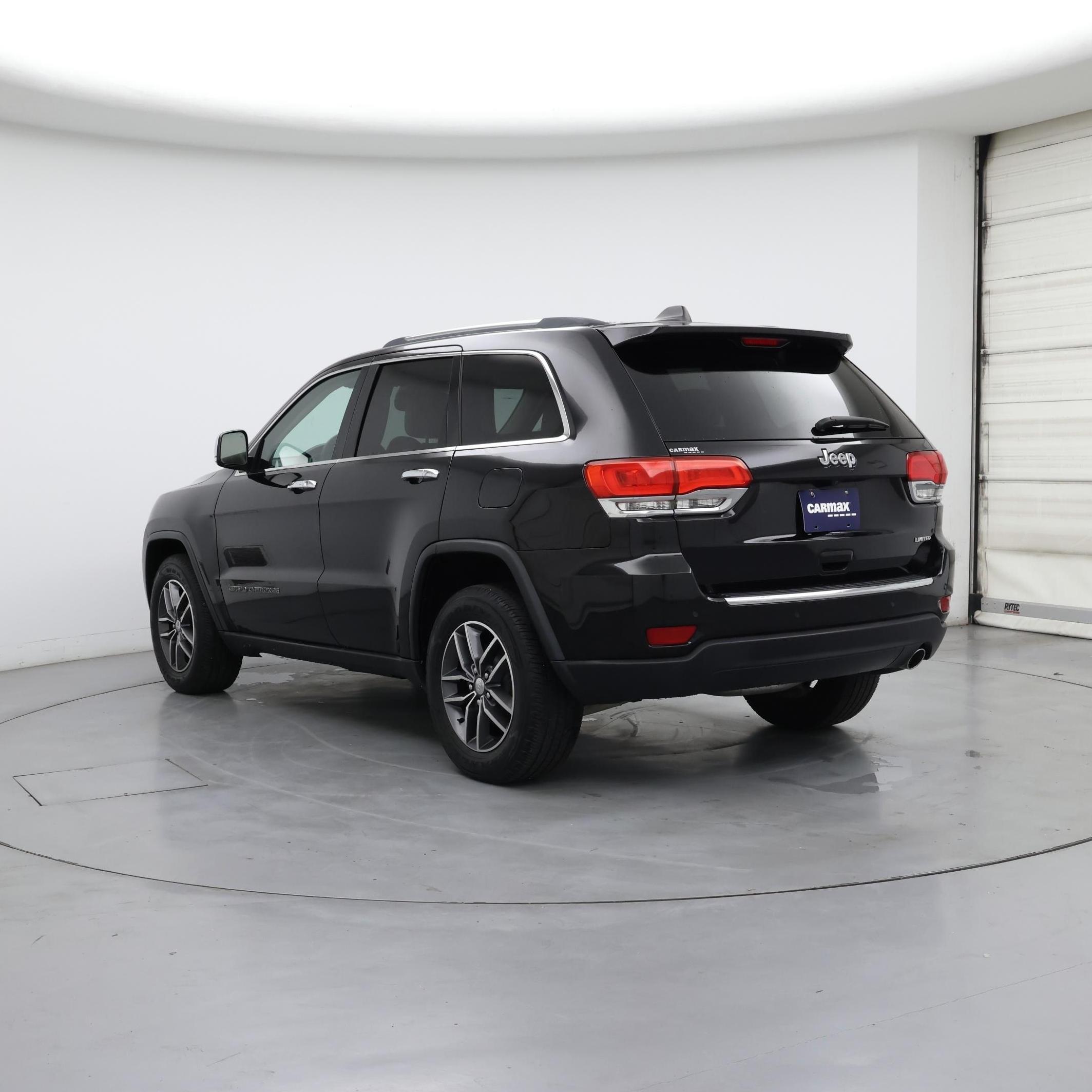 Thumbnail: 2017 Jeep Grand Cherokee - 2