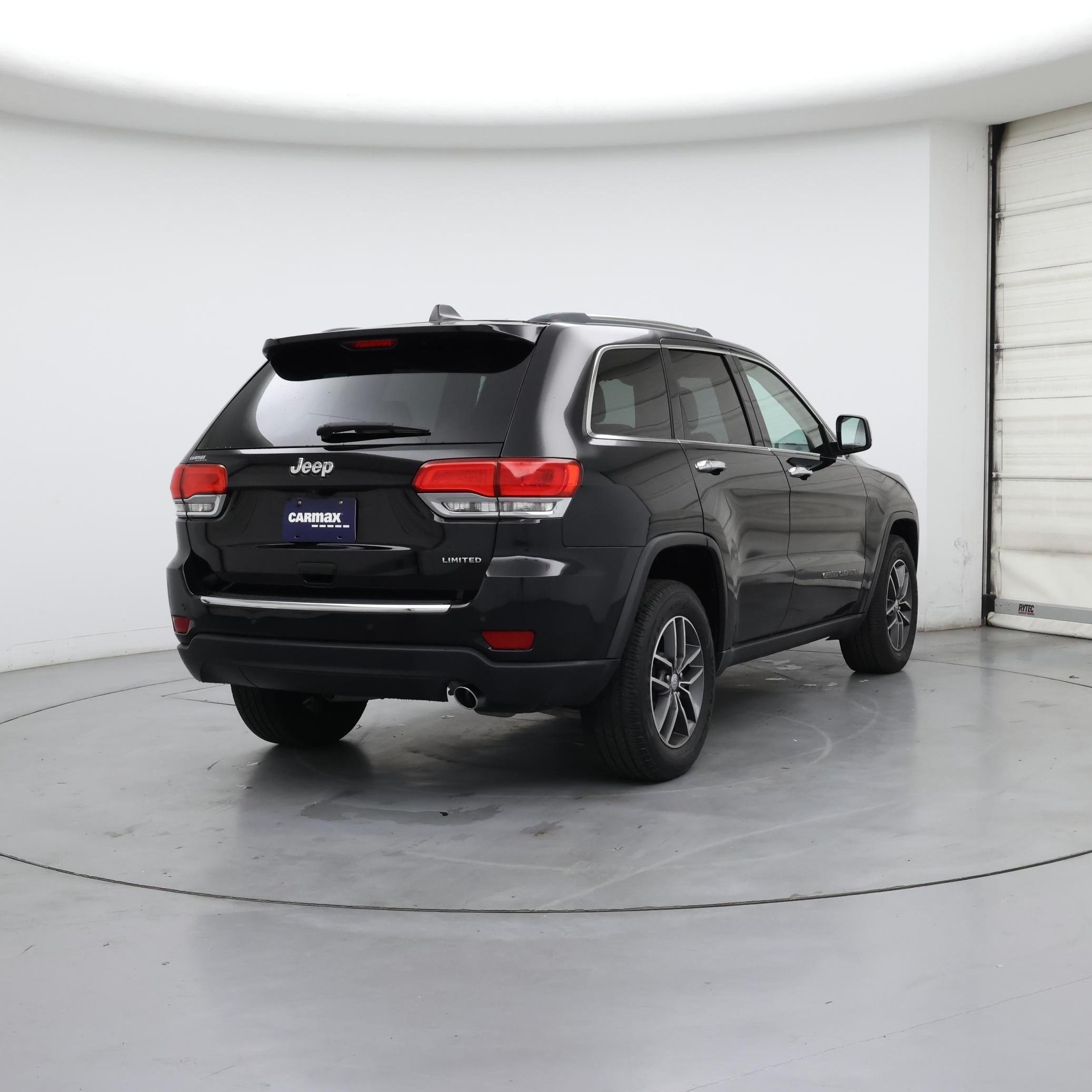 Thumbnail: 2017 Jeep Grand Cherokee - 8