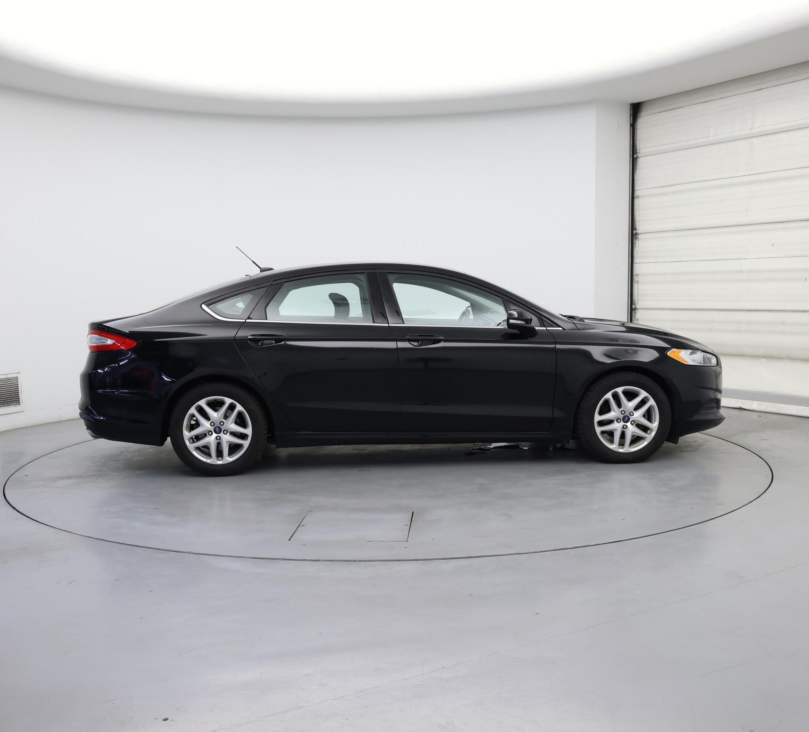 Thumbnail: 2016 Ford Fusion - 7