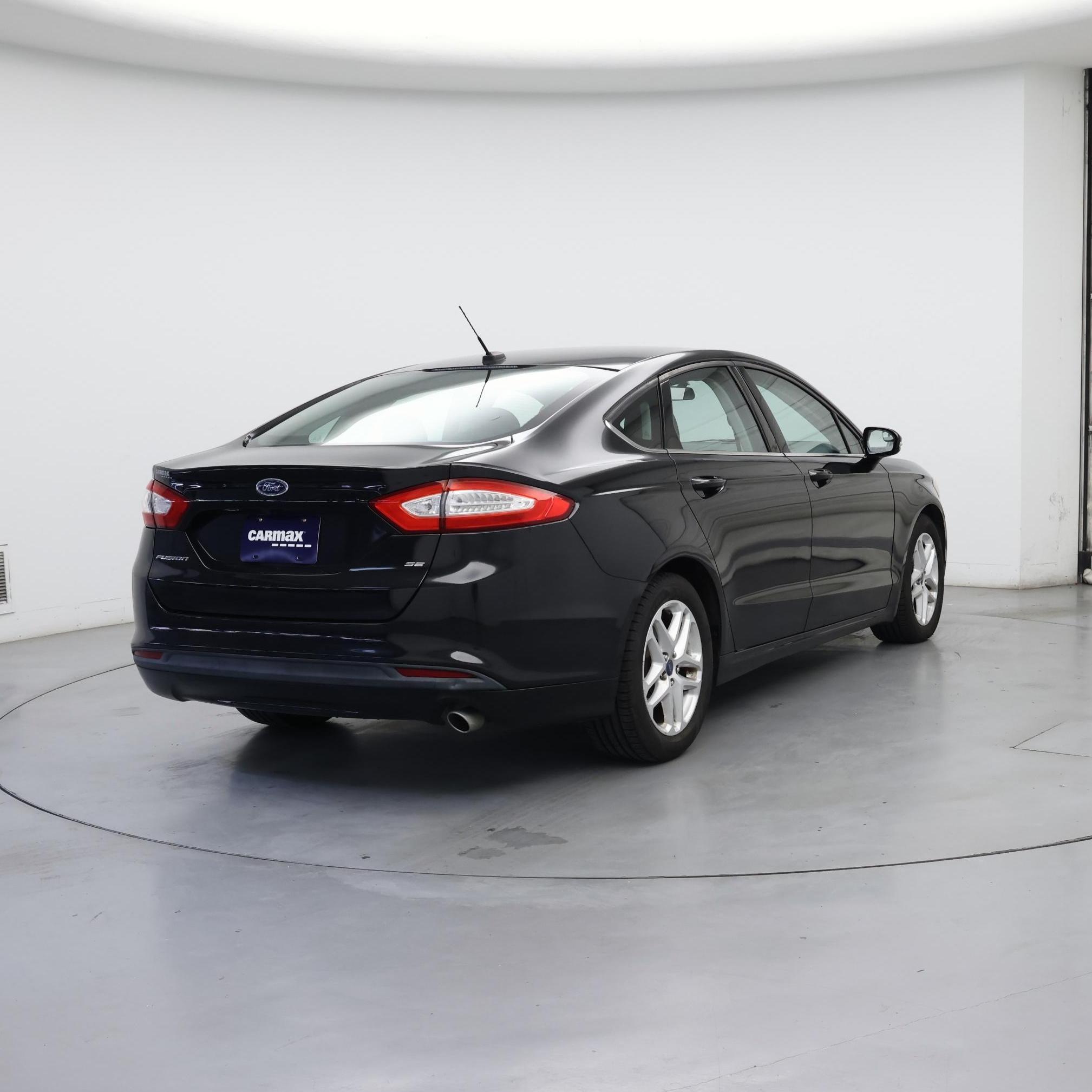 Thumbnail: 2016 Ford Fusion - 8