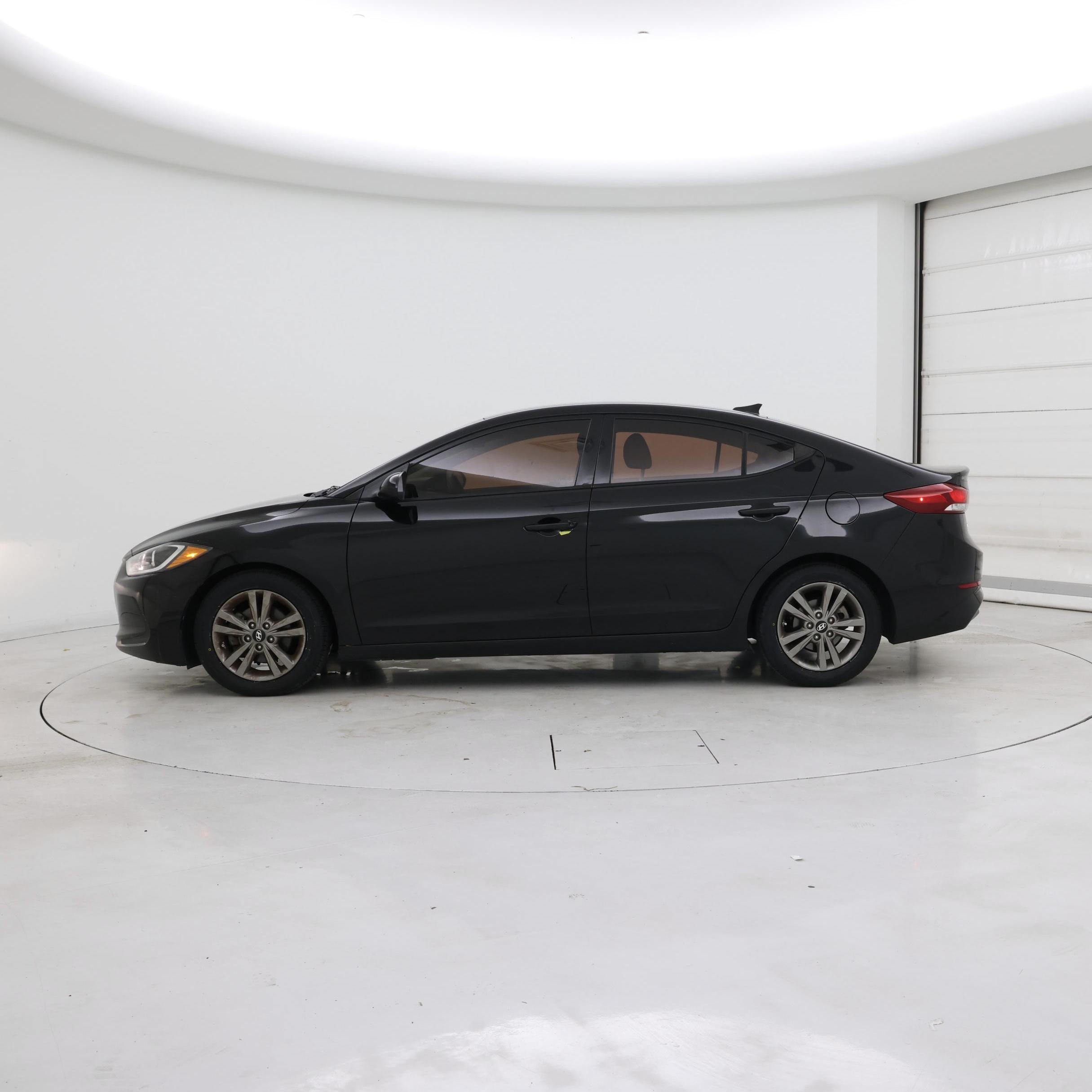 Thumbnail: 2018 Hyundai Elantra - 3