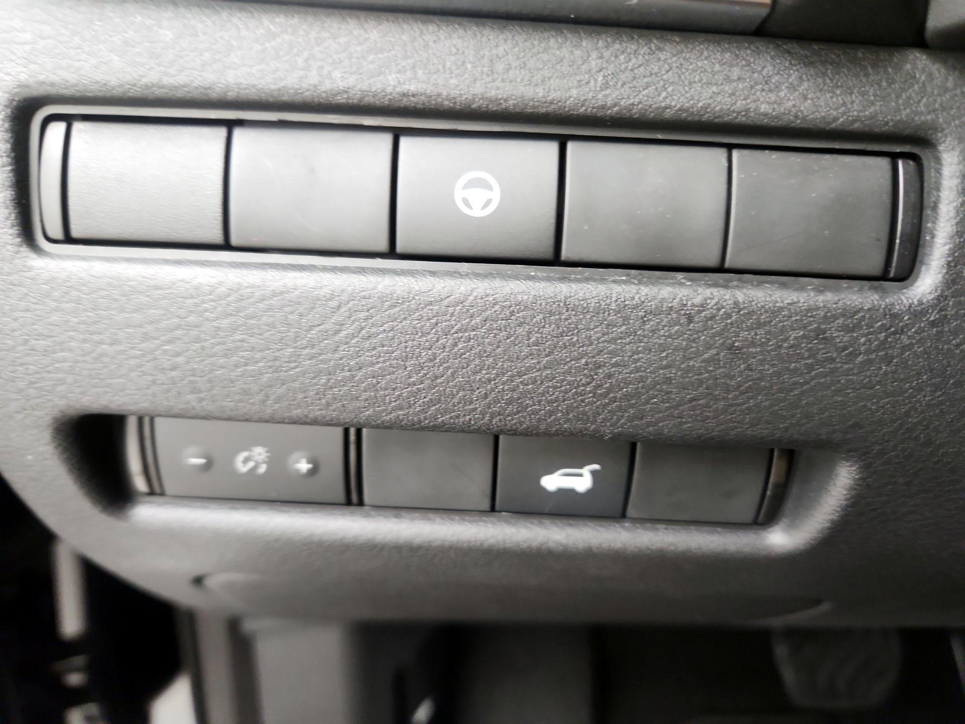 Thumbnail: 2022 Nissan Rogue - 13