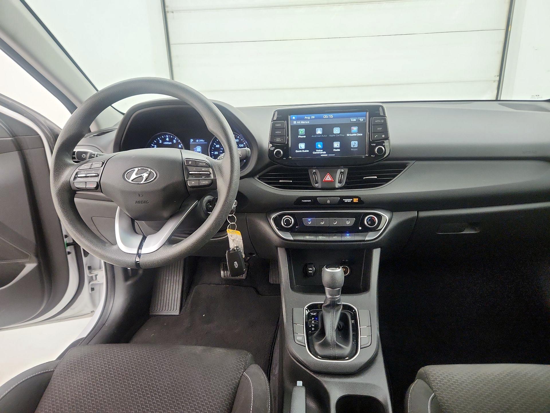 Thumbnail: 2019 Hyundai Elantra - 9