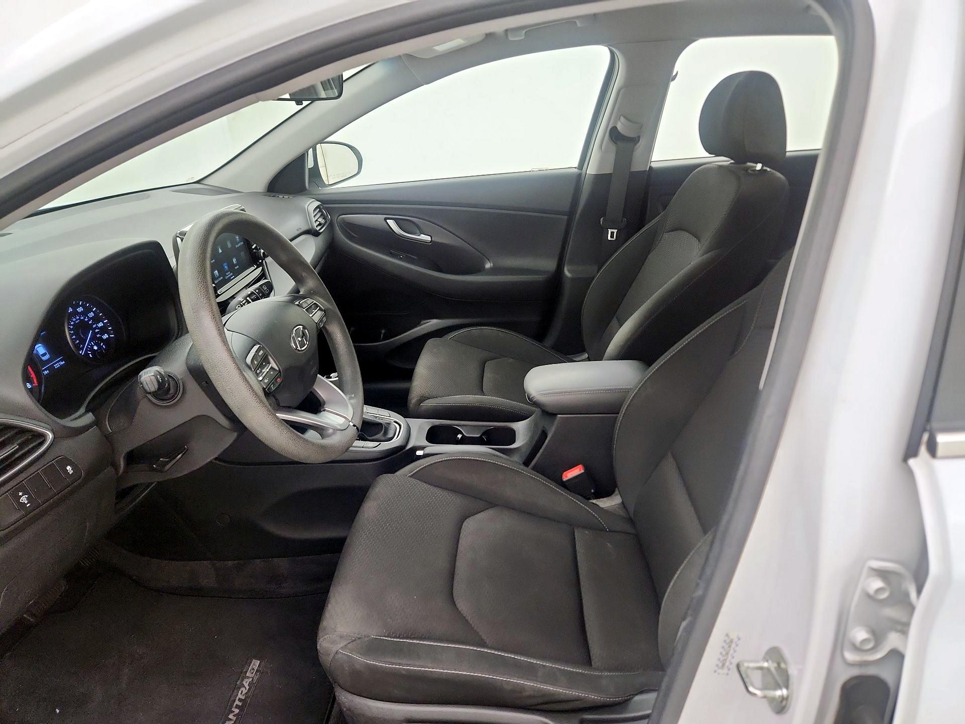 Thumbnail: 2019 Hyundai Elantra - 11
