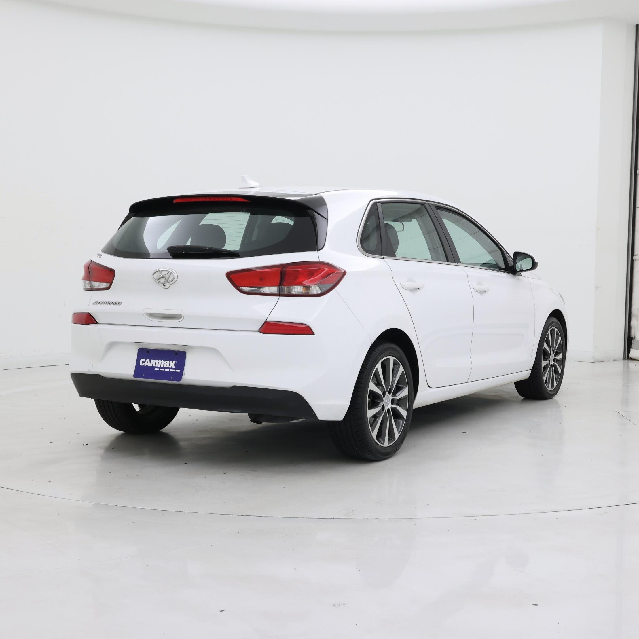 Thumbnail: 2019 Hyundai Elantra - 8