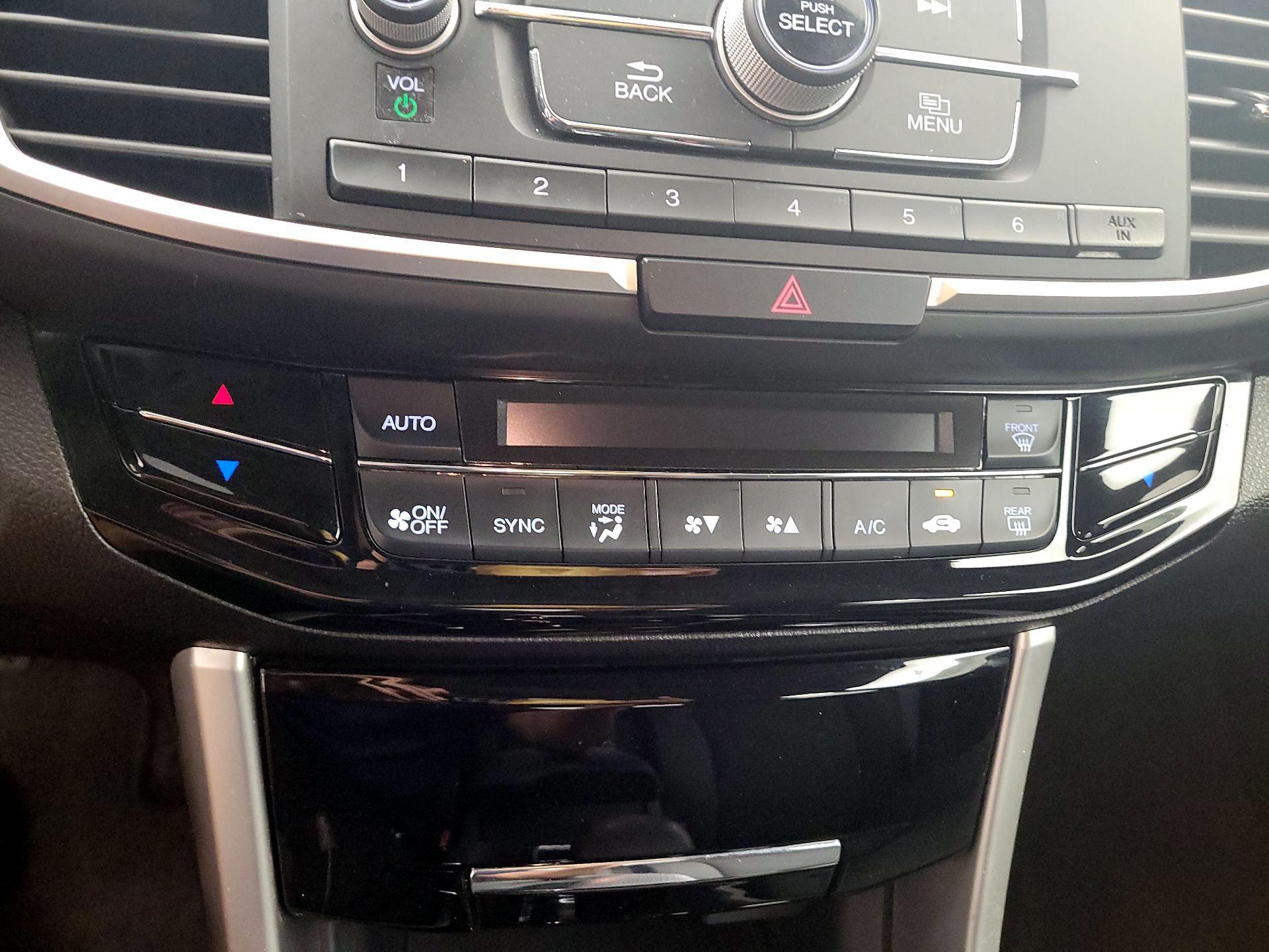 Thumbnail: 2017 Honda Accord - 14