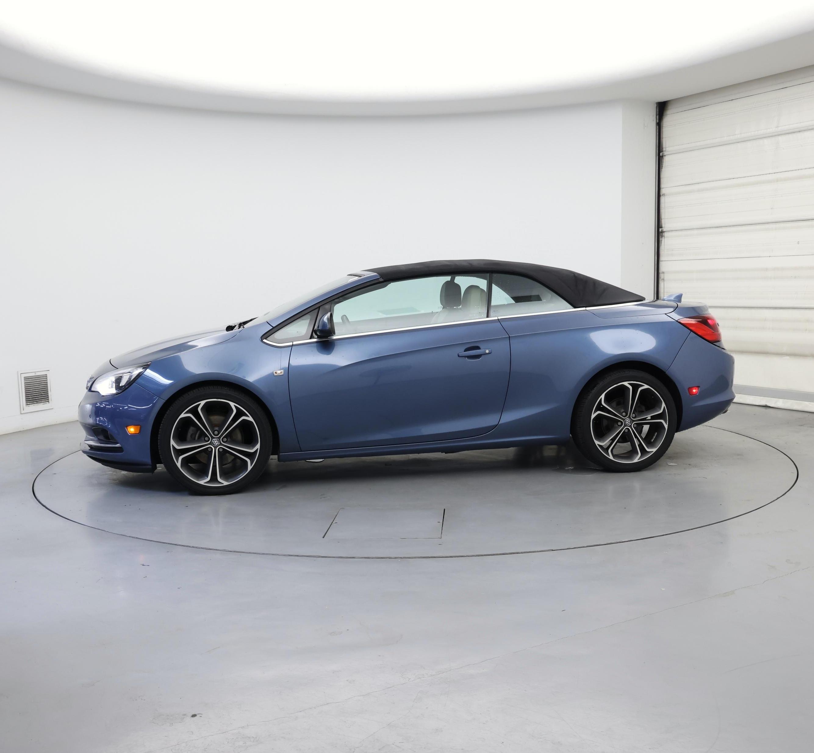 Thumbnail: 2016 Buick Cascada - 3
