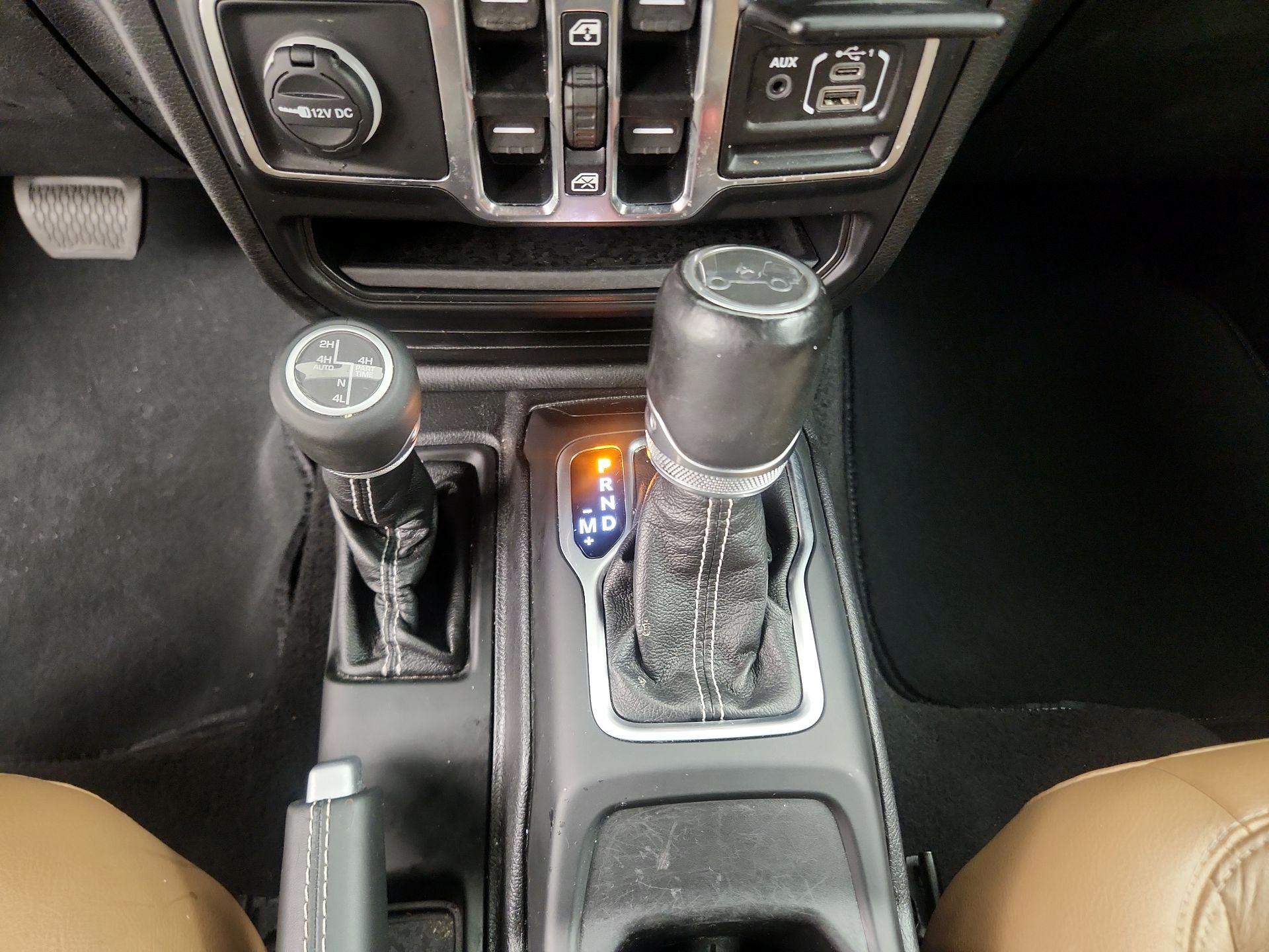 Thumbnail: 2020 Jeep Wrangler - 18