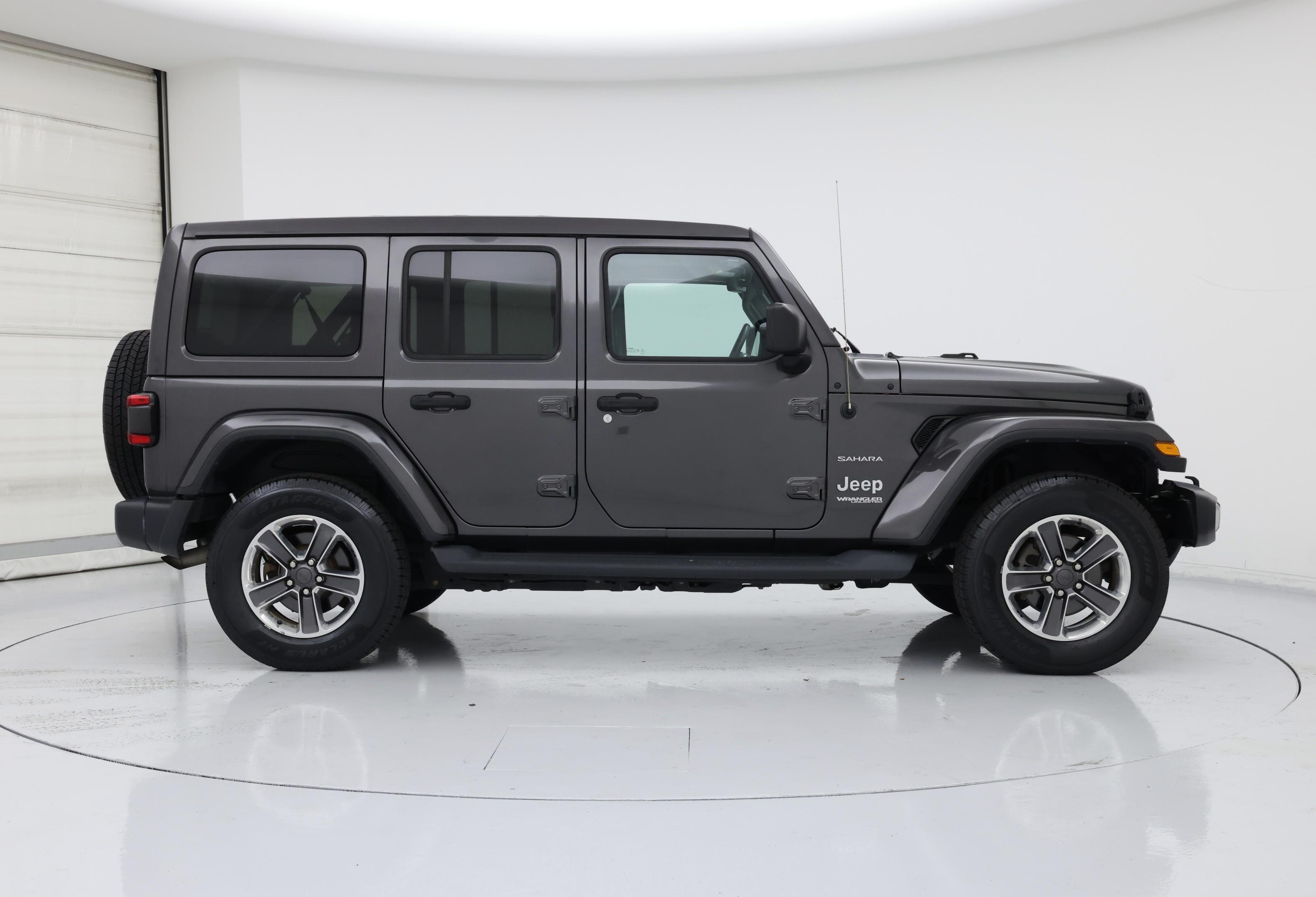 Thumbnail: 2020 Jeep Wrangler - 7