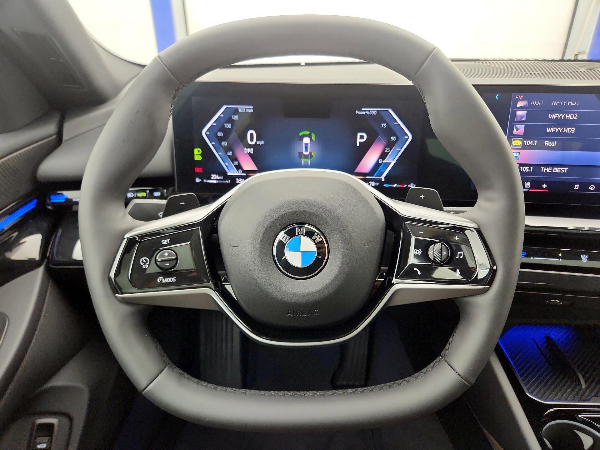 Thumbnail: 2024 BMW 5 Series - 10
