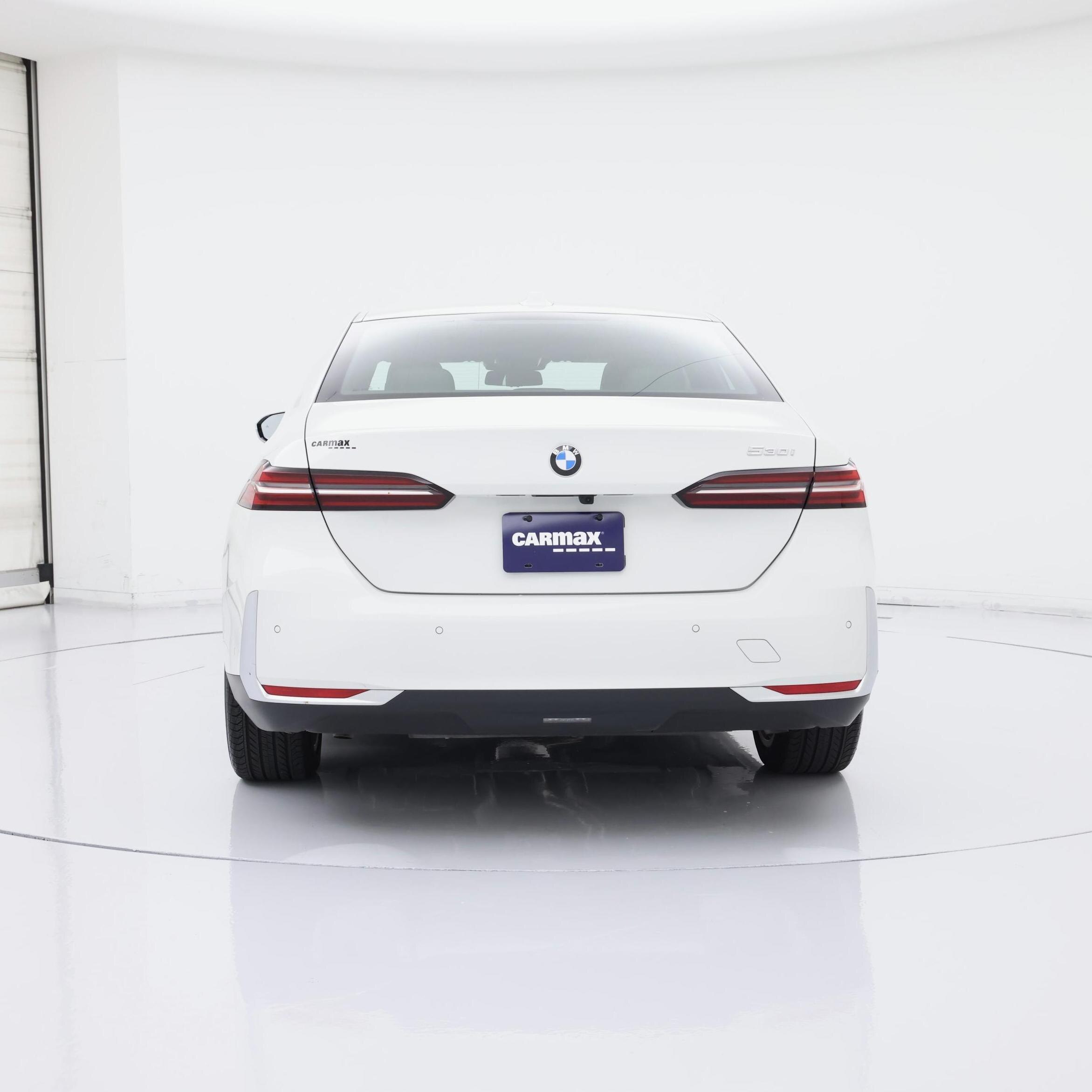 Thumbnail: 2024 BMW 5 Series - 6