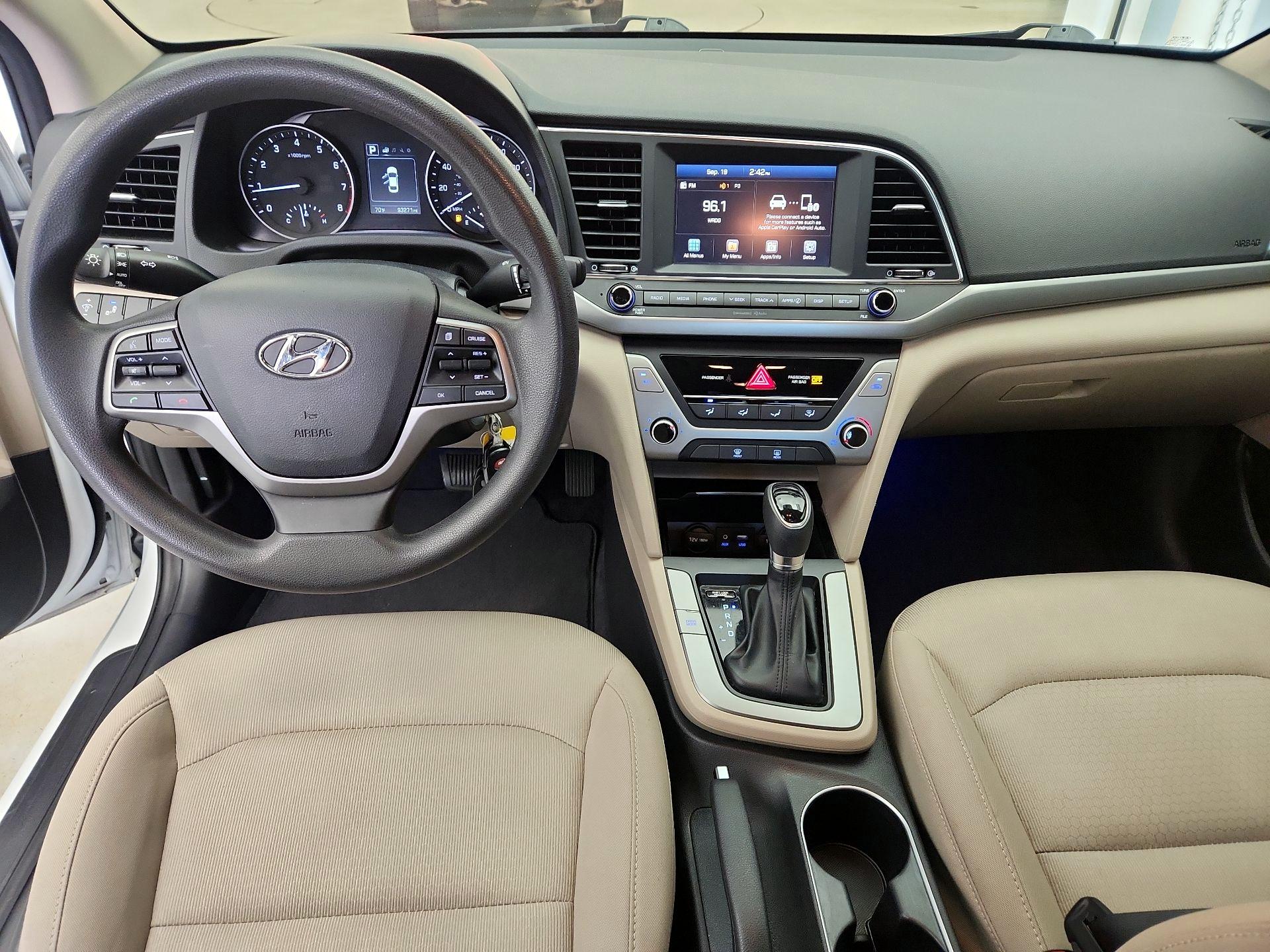 Thumbnail: 2018 Hyundai Elantra - 9