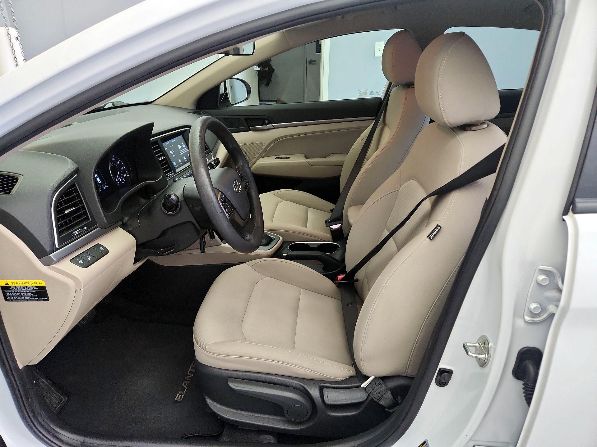 Thumbnail: 2018 Hyundai Elantra - 11