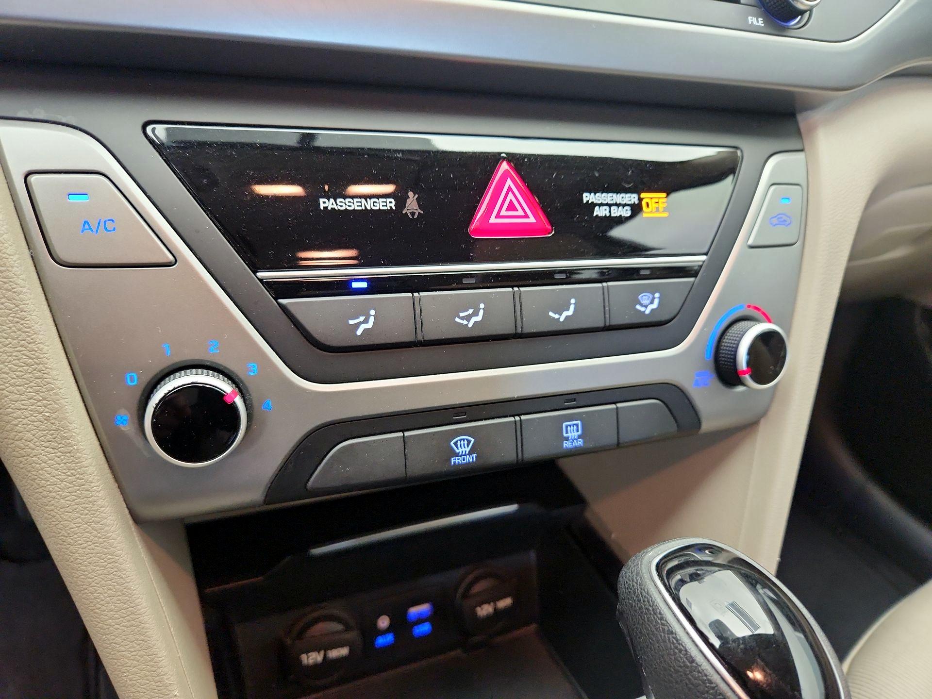 Thumbnail: 2018 Hyundai Elantra - 16
