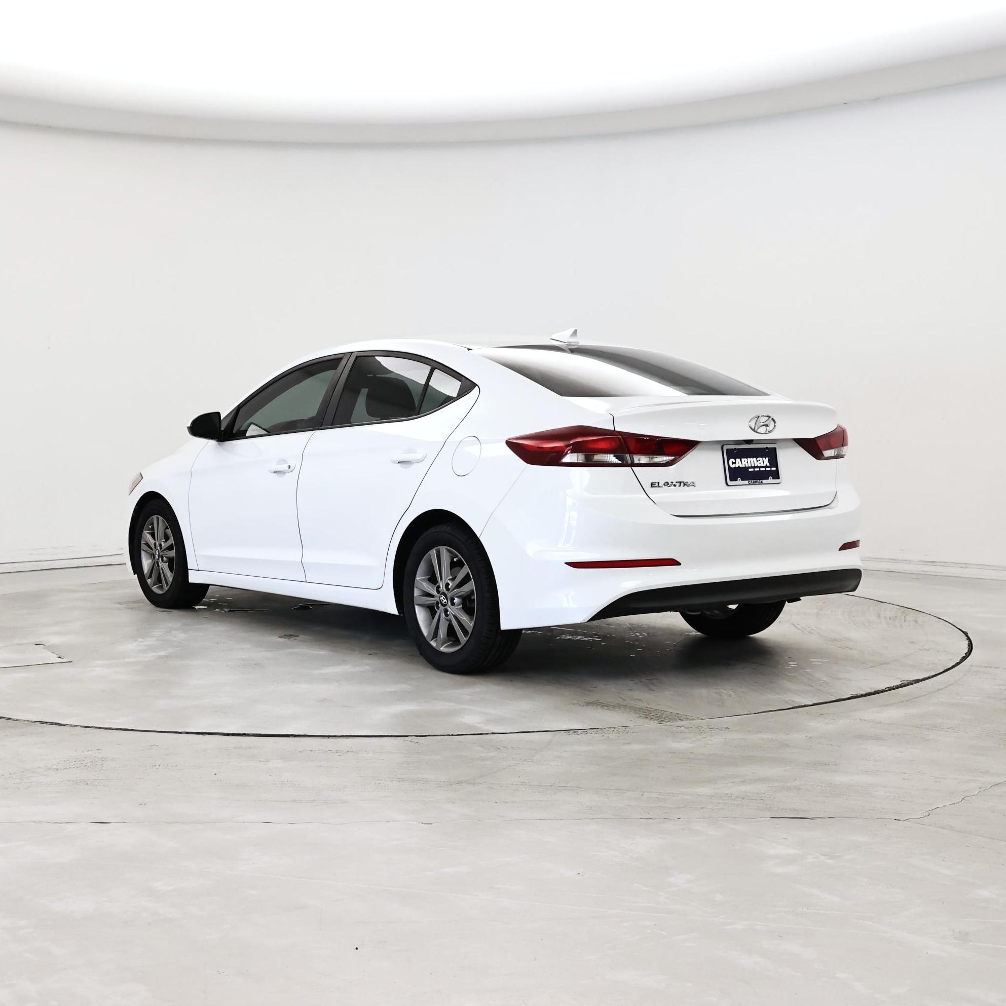Thumbnail: 2018 Hyundai Elantra - 2