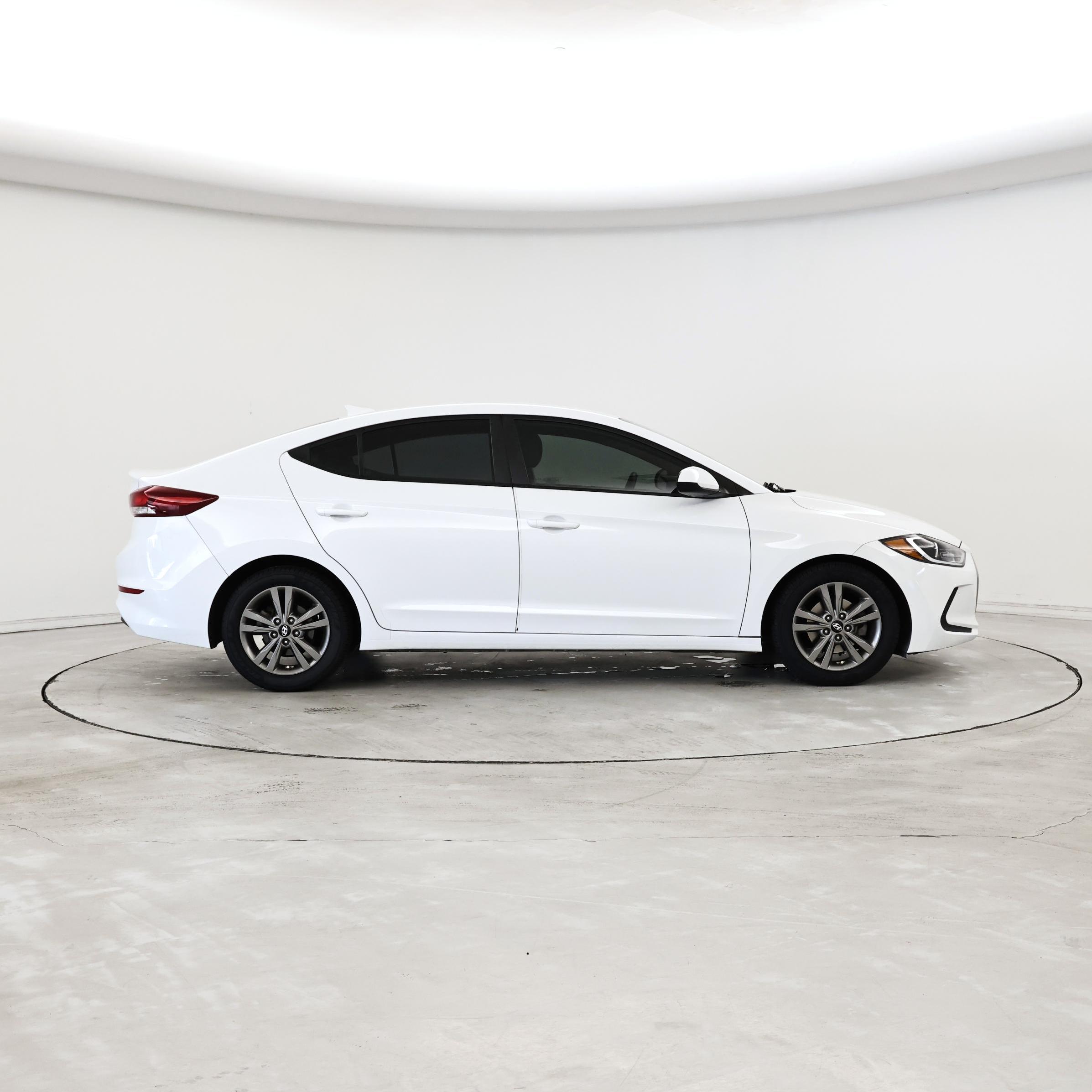 Thumbnail: 2018 Hyundai Elantra - 7