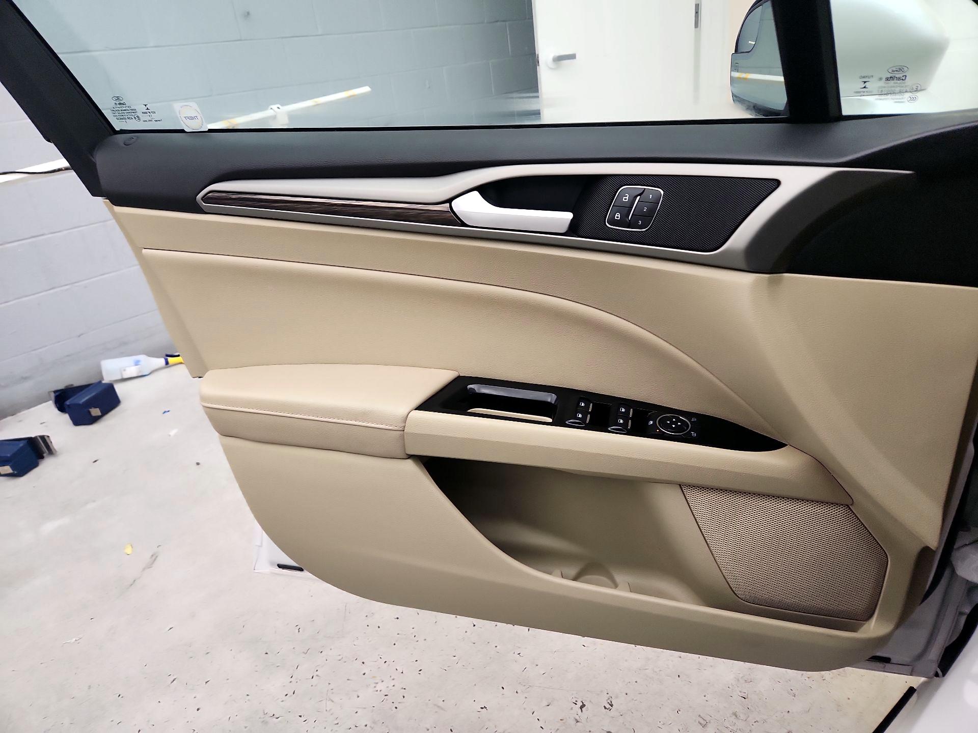 Thumbnail: 2014 Ford Fusion - 12