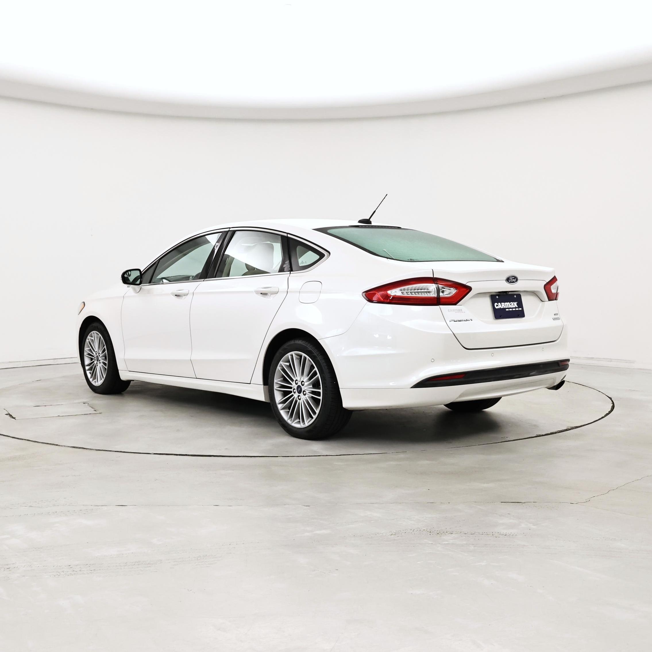 Thumbnail: 2014 Ford Fusion - 2