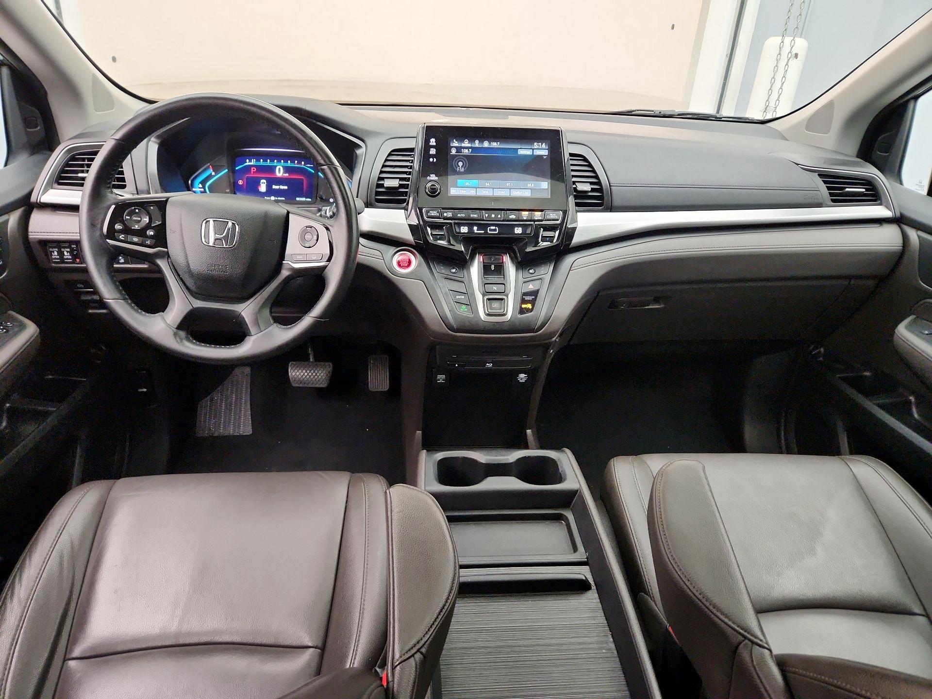 Thumbnail: 2018 Honda Odyssey - 9