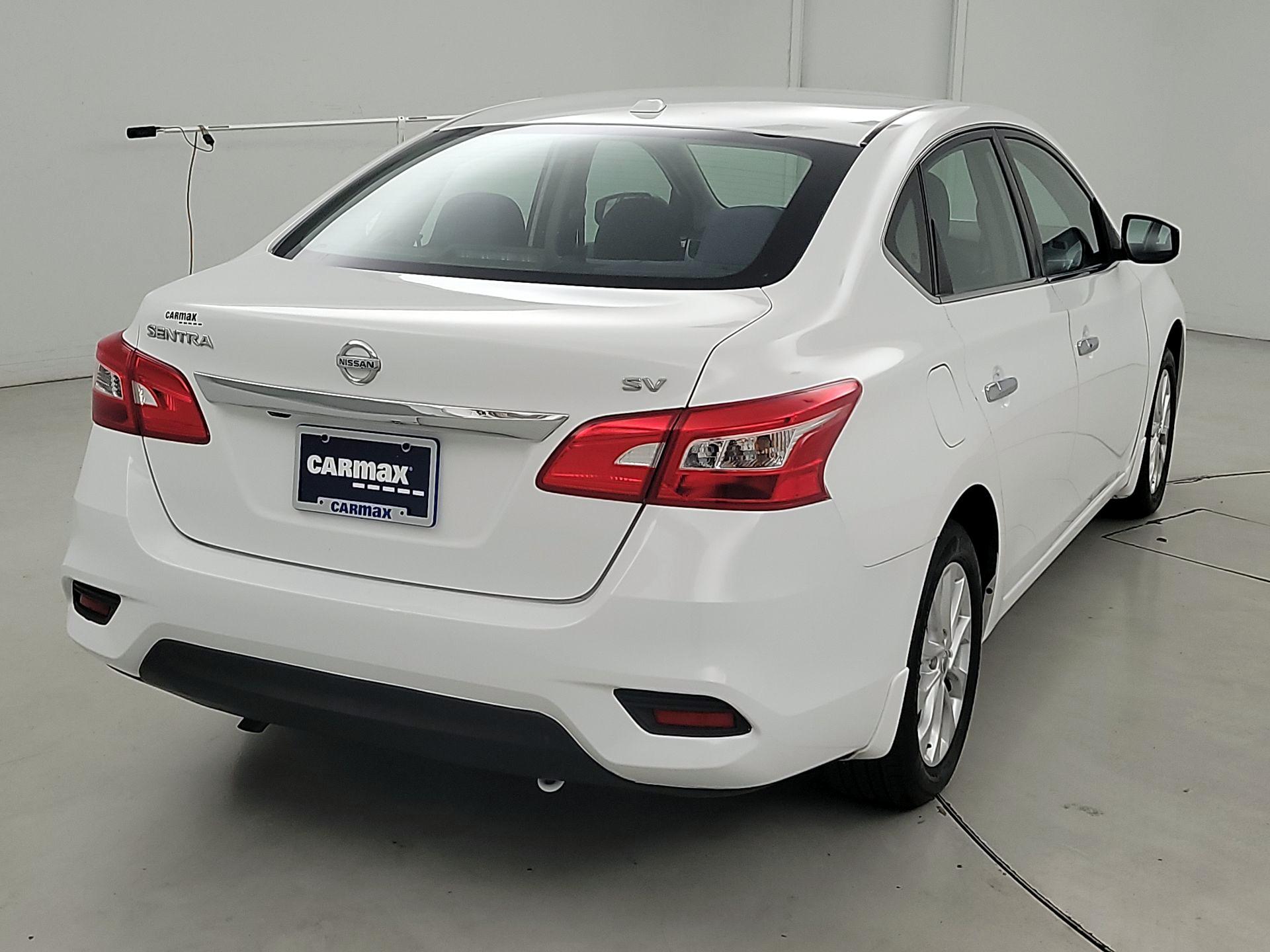 Thumbnail: 2019 Nissan Sentra - 5