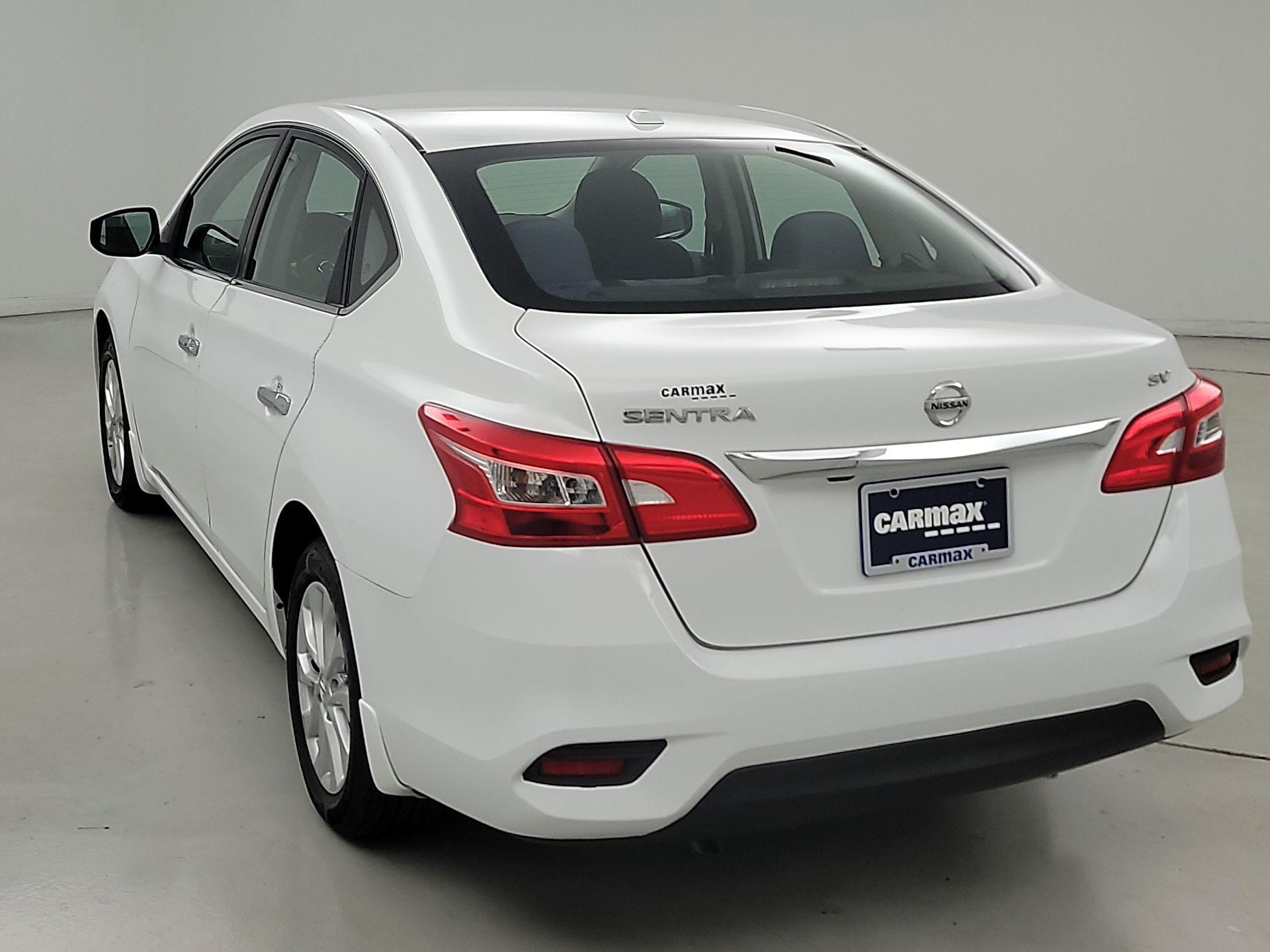 Thumbnail: 2019 Nissan Sentra - 7