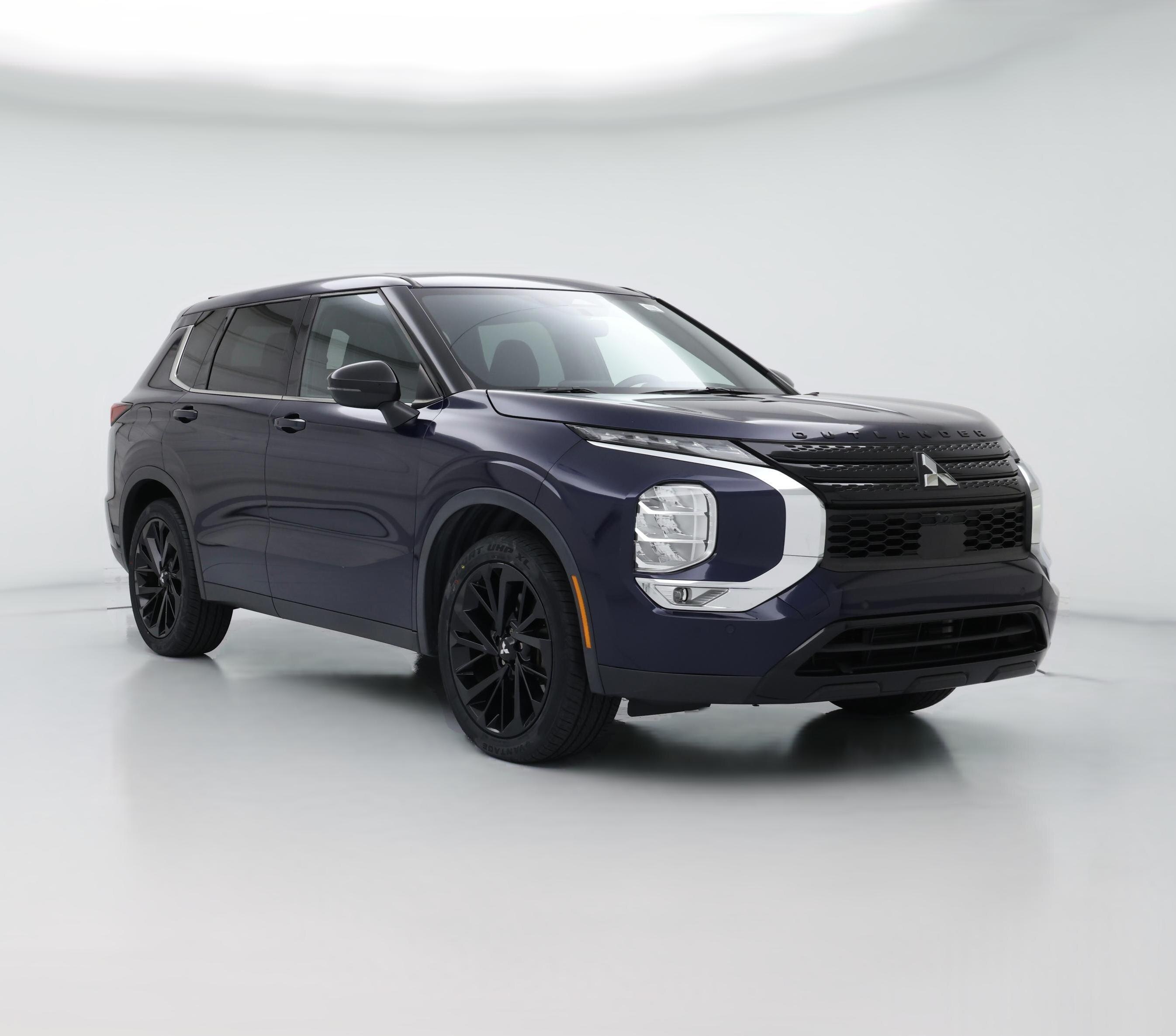 Thumbnail: 2022 Mitsubishi Outlander - 1