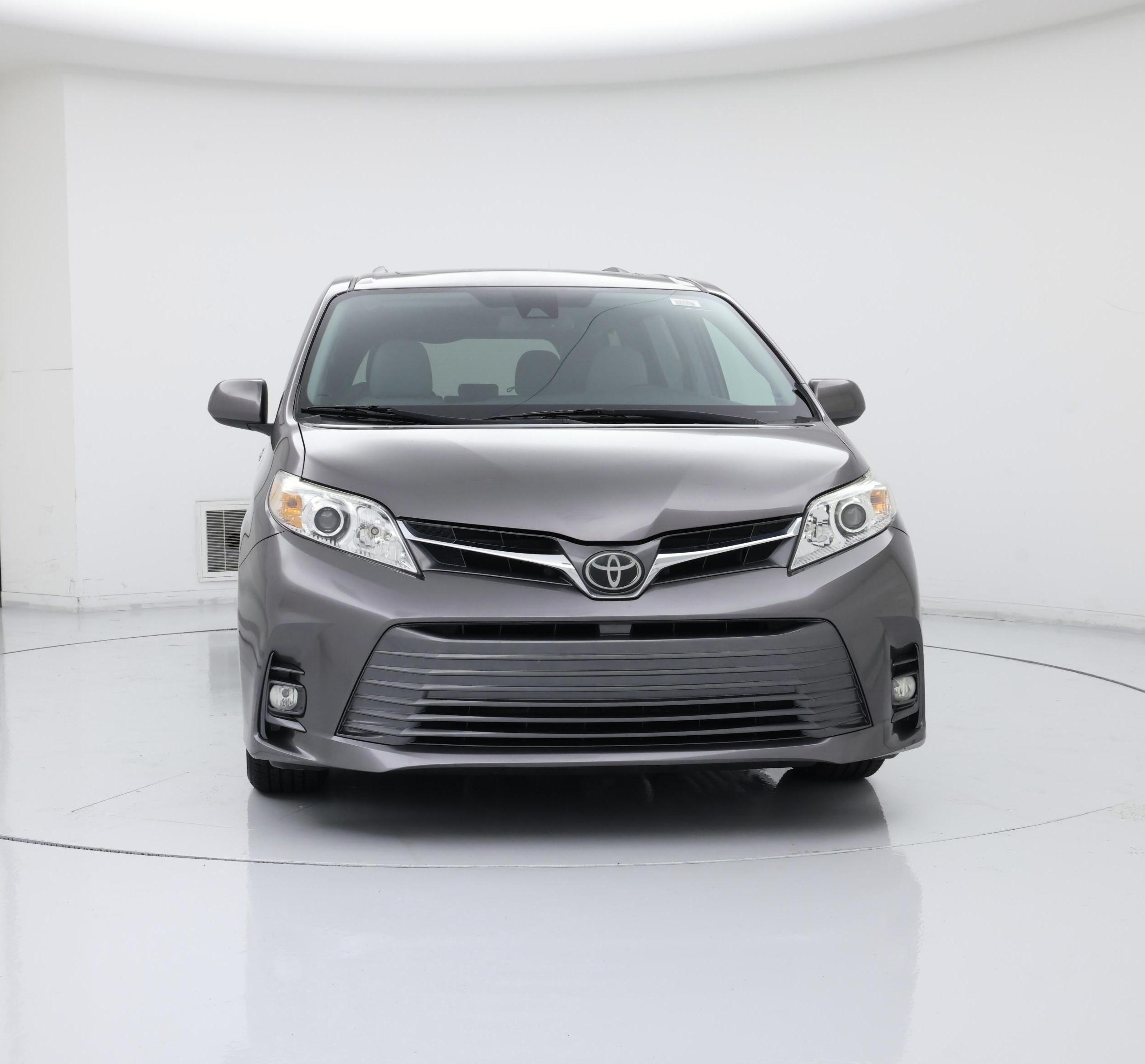 Thumbnail: 2018 Toyota Sienna - 5