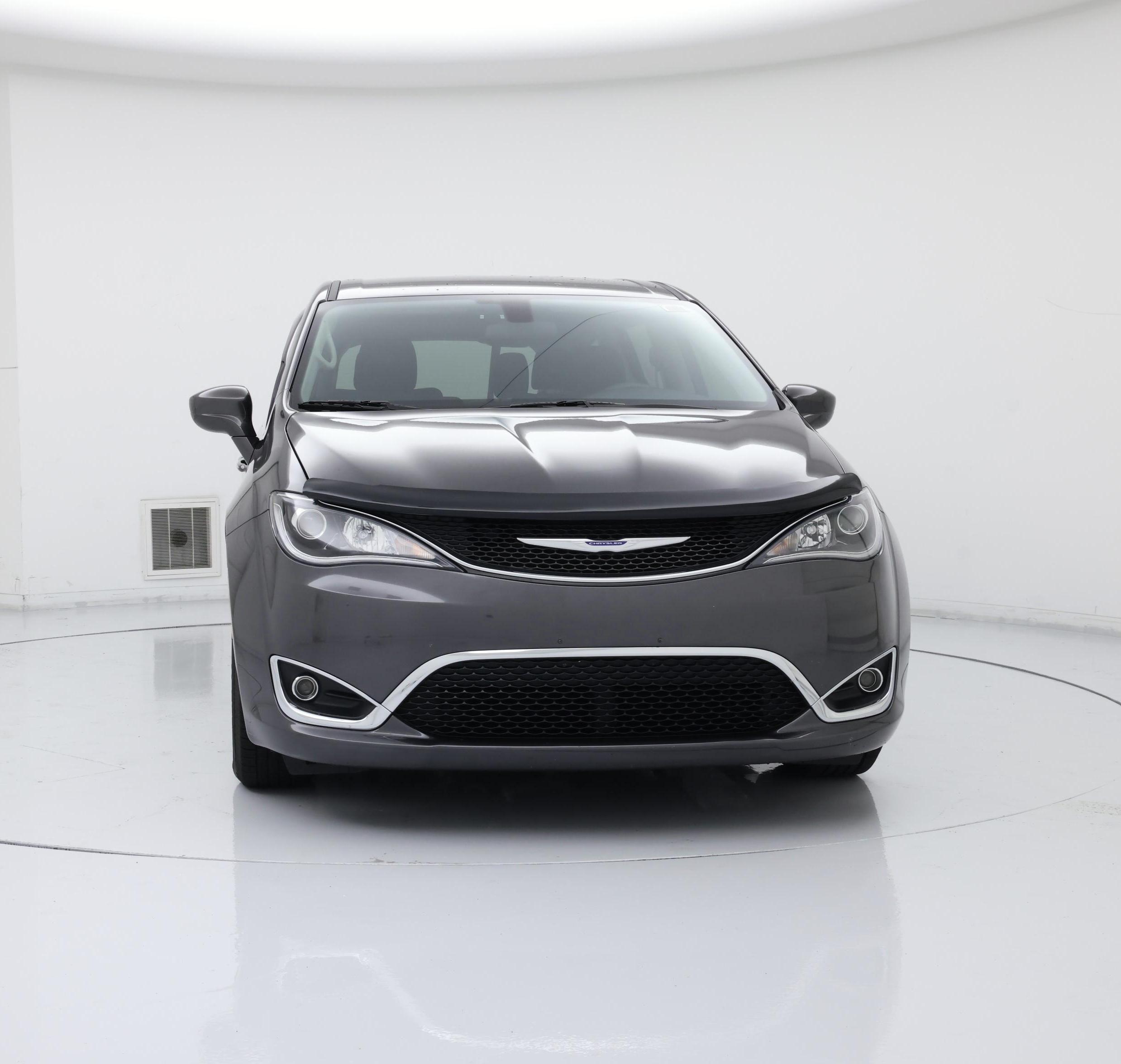 Thumbnail: 2018 Chrysler Pacifica - 5