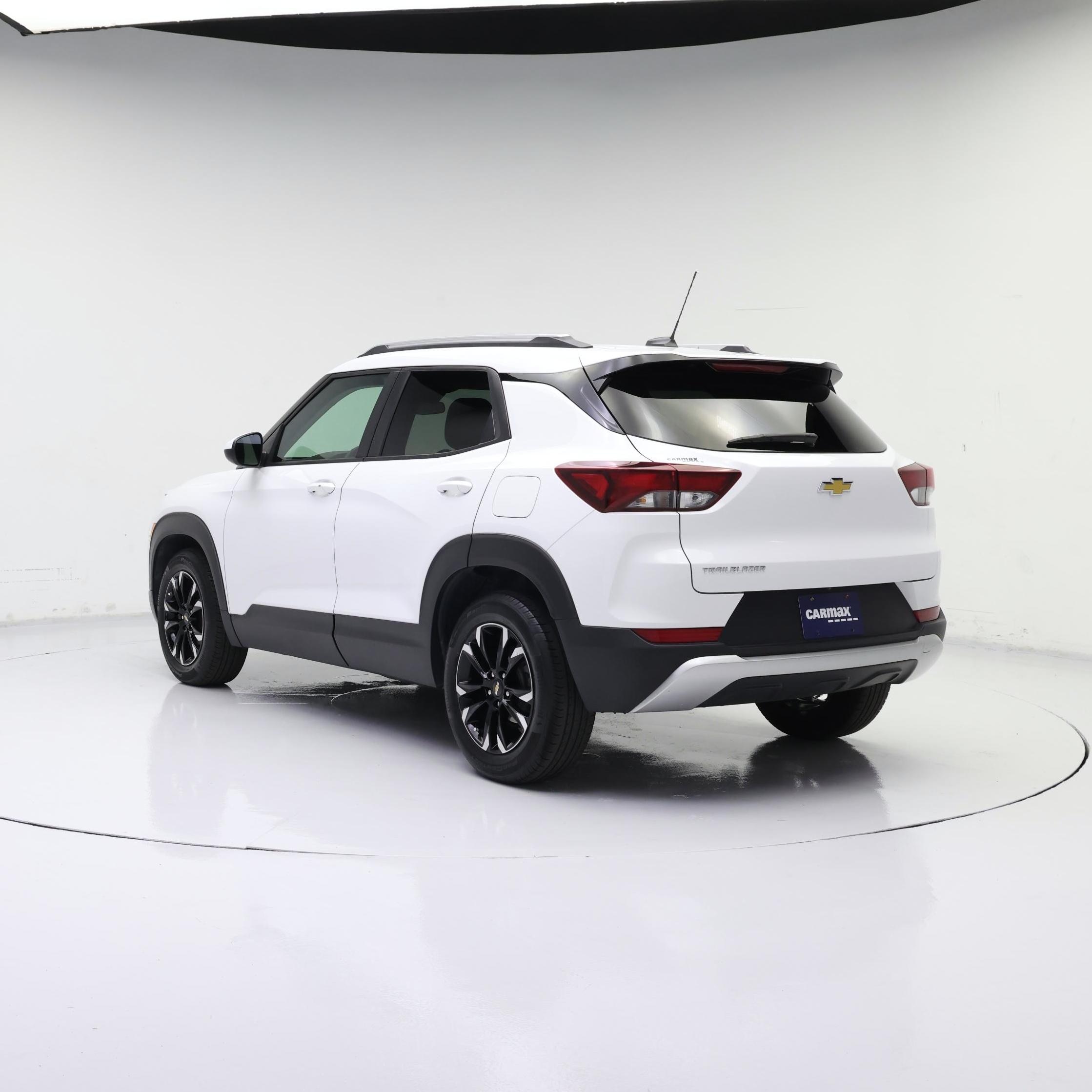 Thumbnail: 2023 Chevrolet TrailBlazer - 2