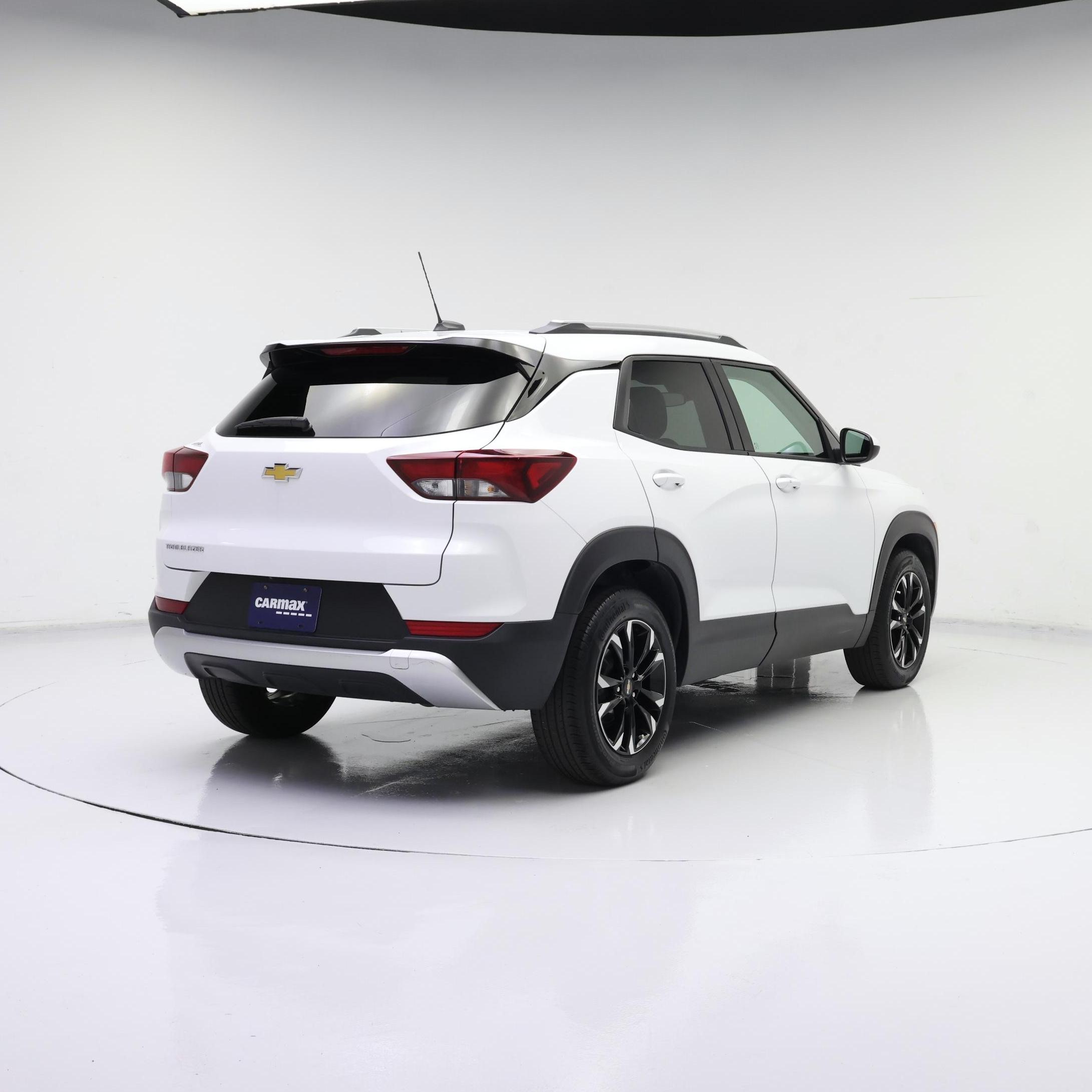 Thumbnail: 2023 Chevrolet TrailBlazer - 8