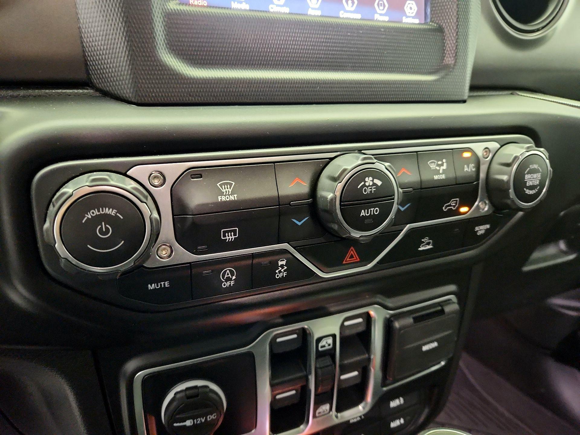Thumbnail: 2021 Jeep Wrangler - 17