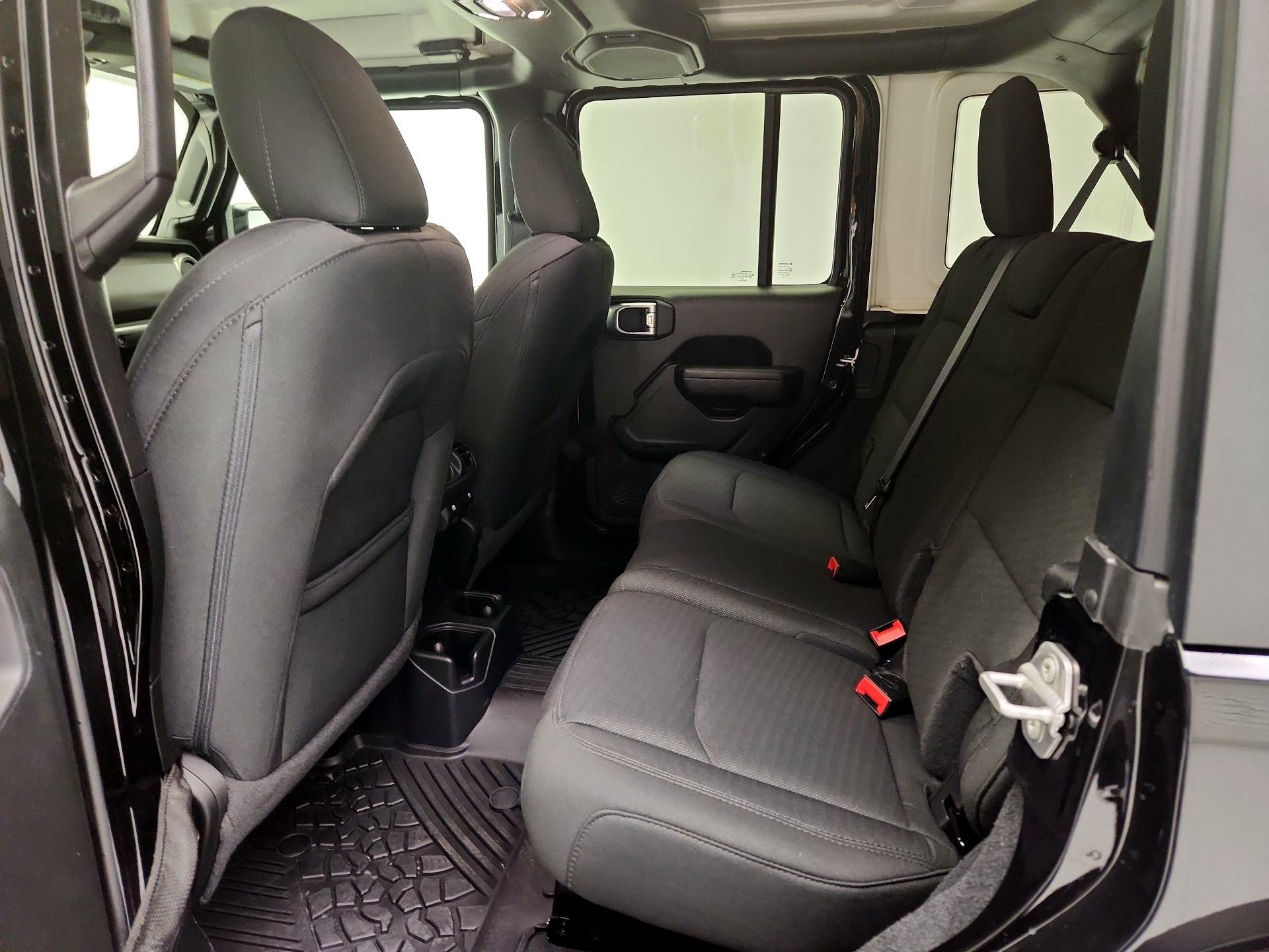 Thumbnail: 2021 Jeep Wrangler - 20