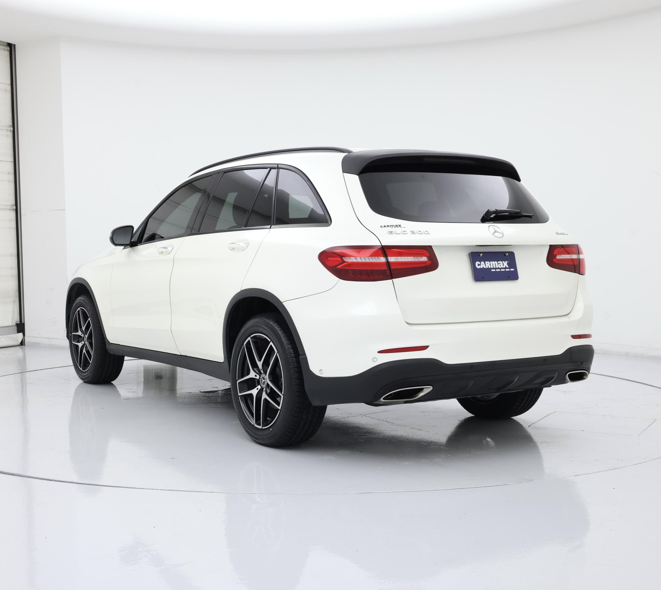 Thumbnail: 2019 Mercedes-Benz GLC - 2