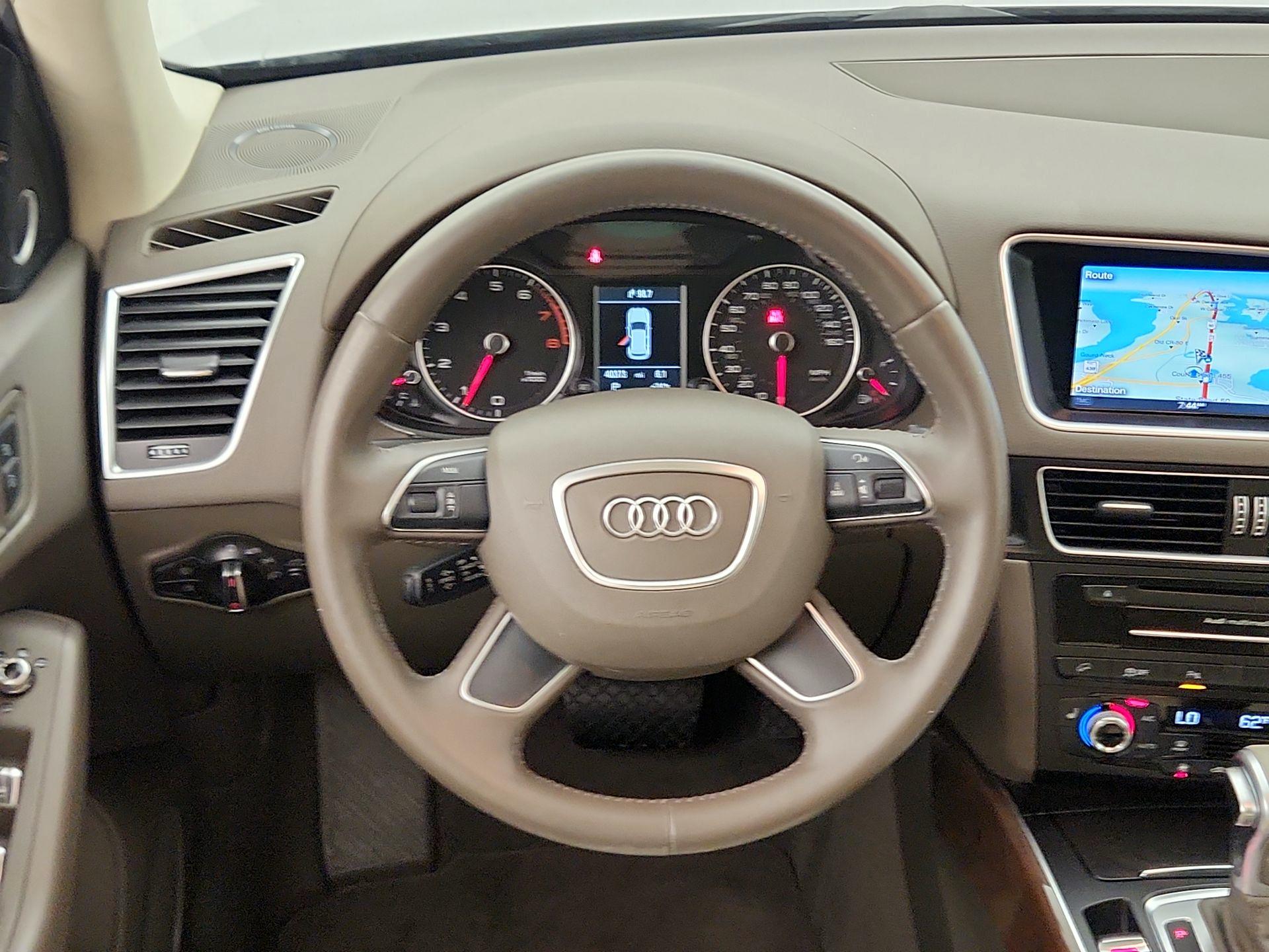 Thumbnail: 2016 Audi Q5 - 10