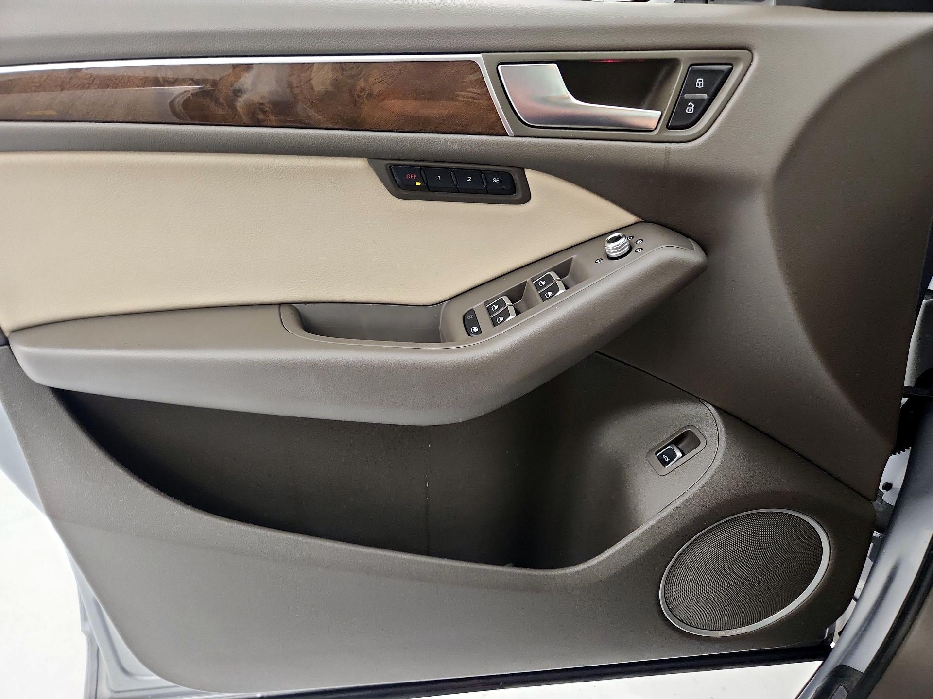 Thumbnail: 2016 Audi Q5 - 12