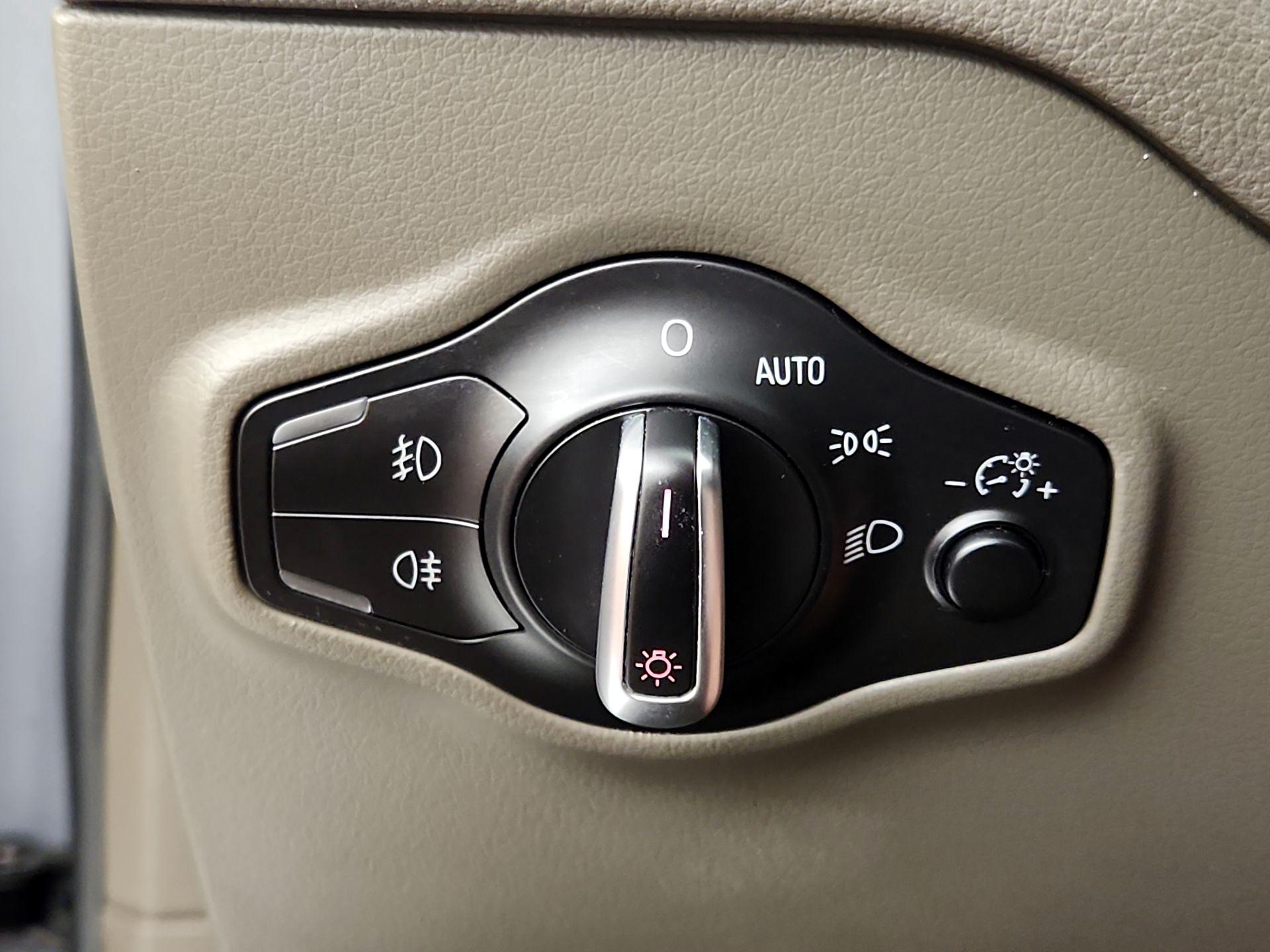 Thumbnail: 2016 Audi Q5 - 13