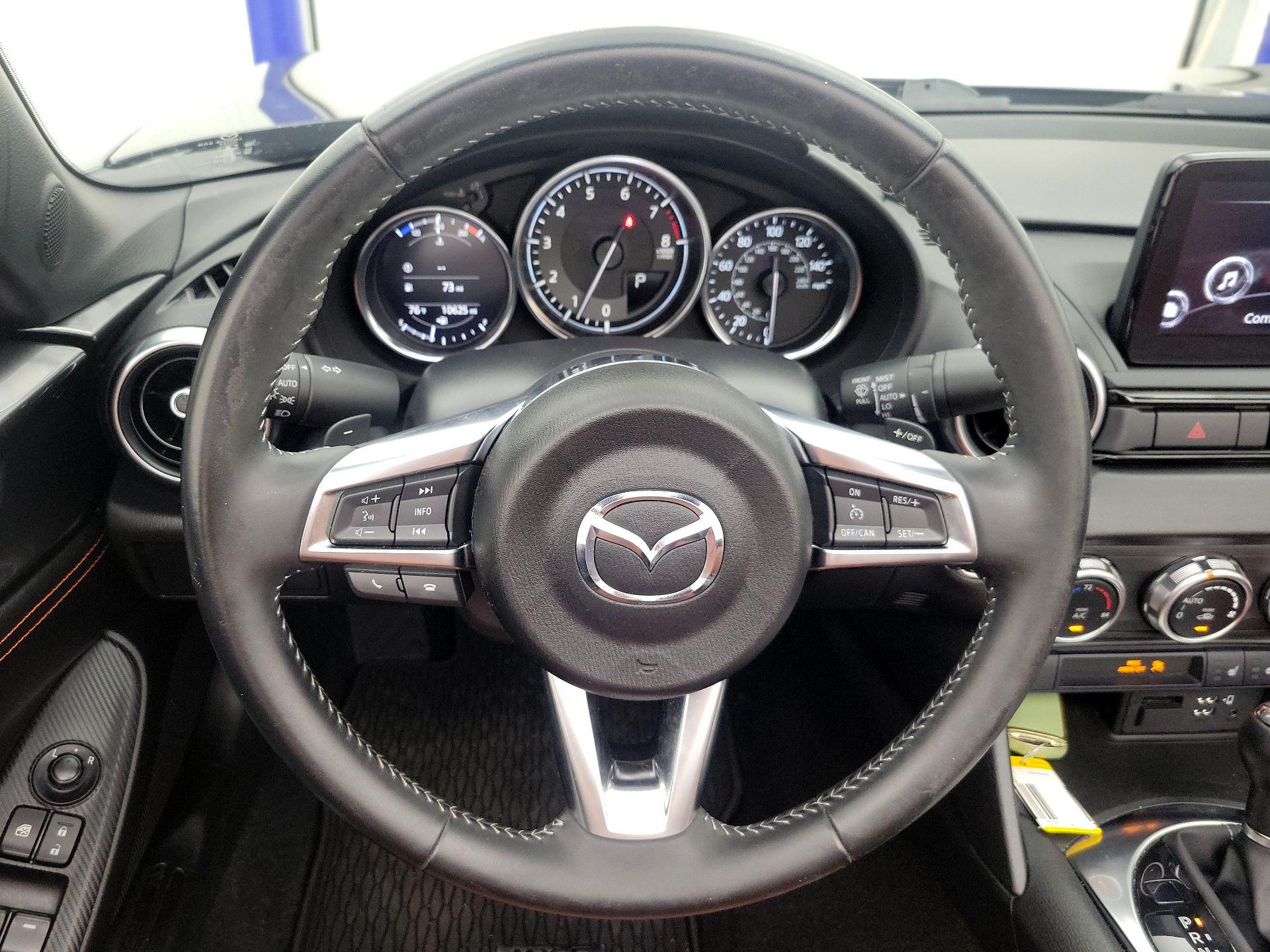 Thumbnail: 2022 Mazda MX-5 Miata - 10
