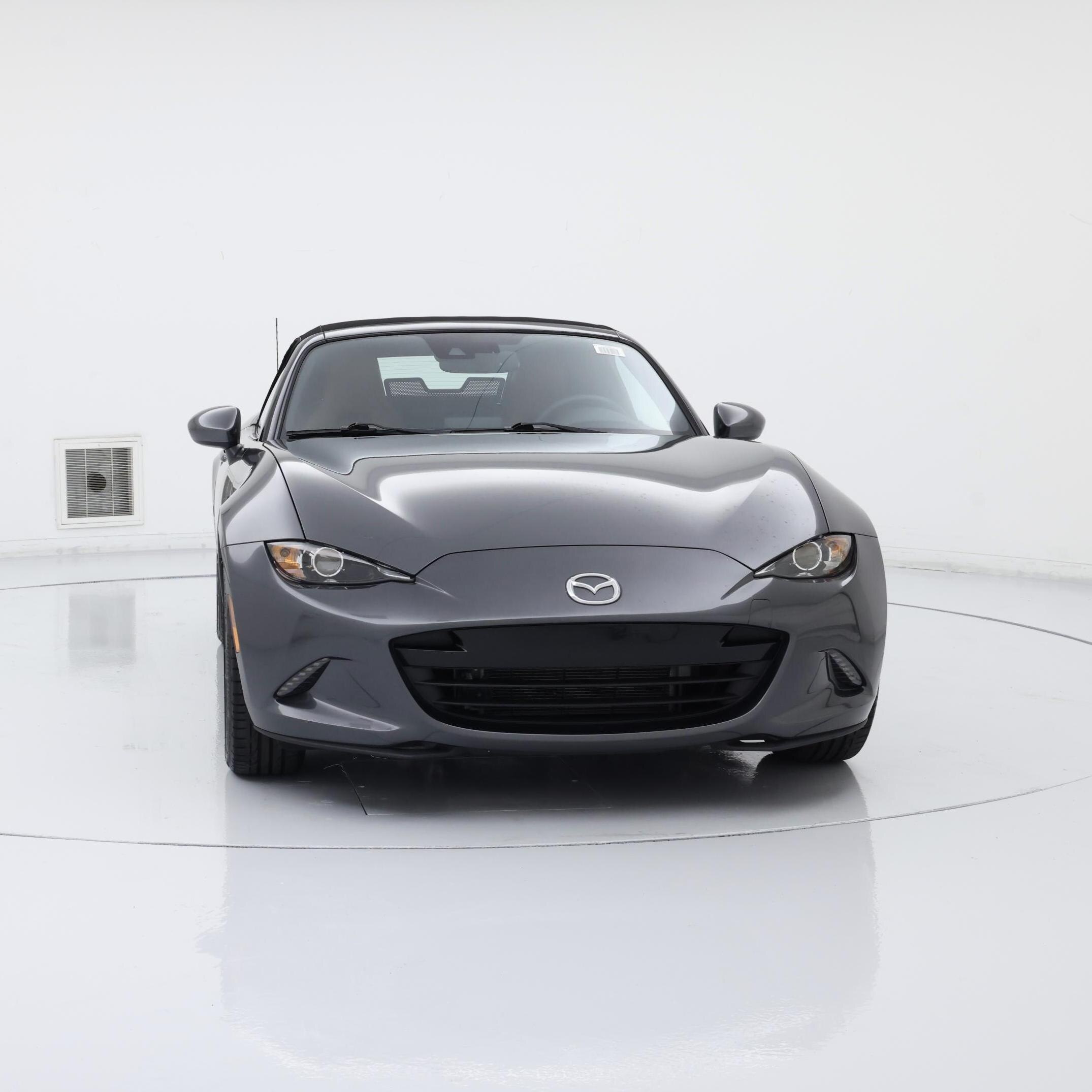 Thumbnail: 2022 Mazda MX-5 Miata - 5