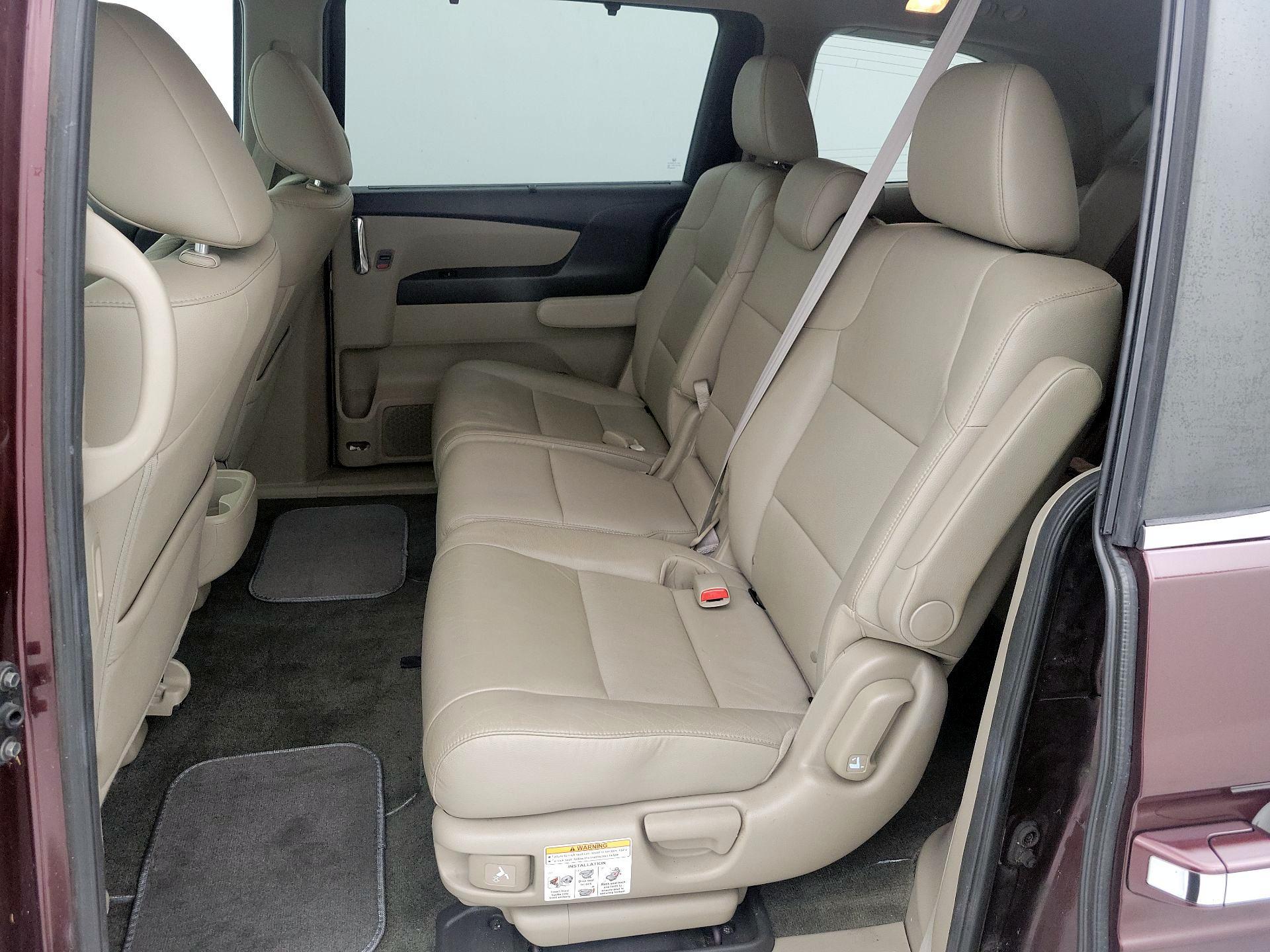 Thumbnail: 2015 Honda Odyssey - 20