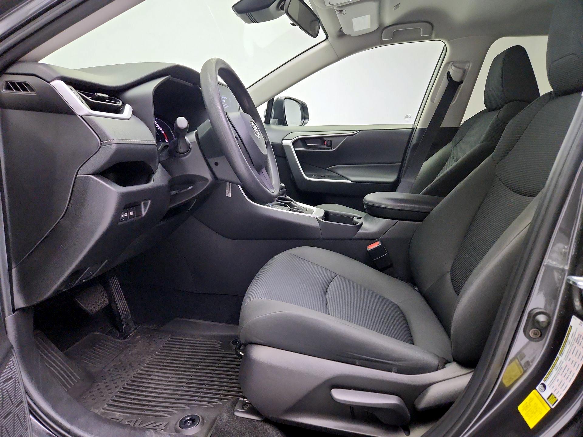 Thumbnail: 2024 Toyota RAV4 - 11